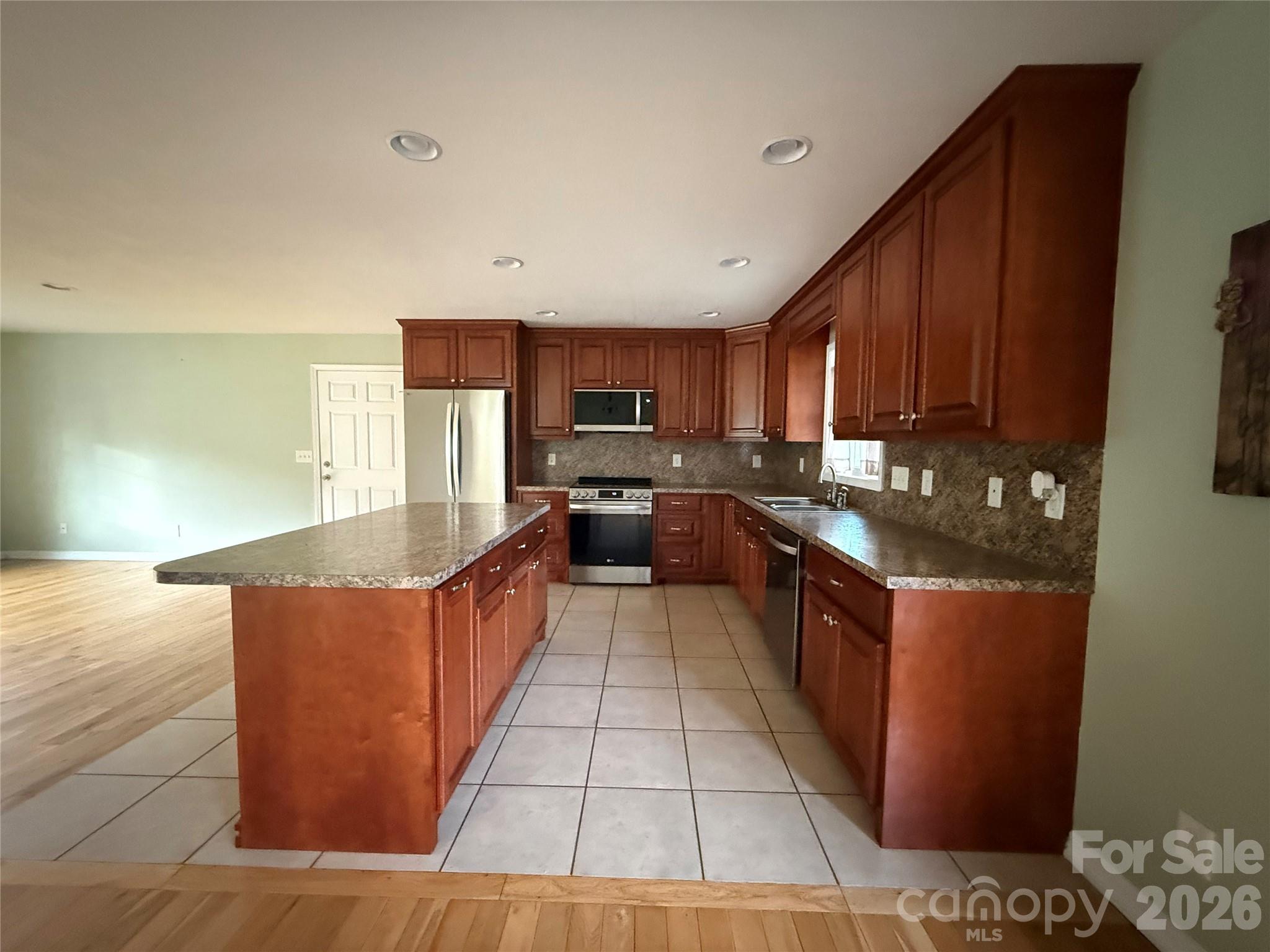 4460 Gouge Avenue Property Photo 8