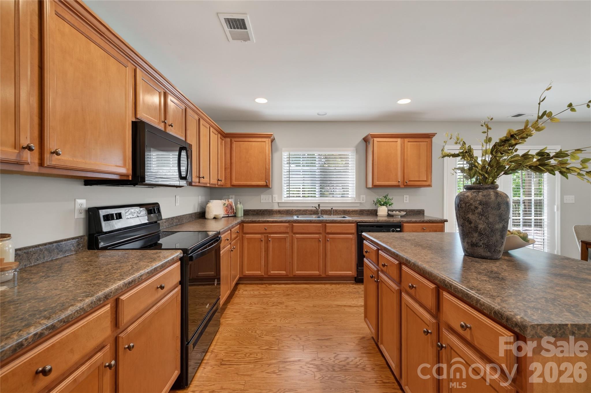 8932 Oransay Way Property Photo 14