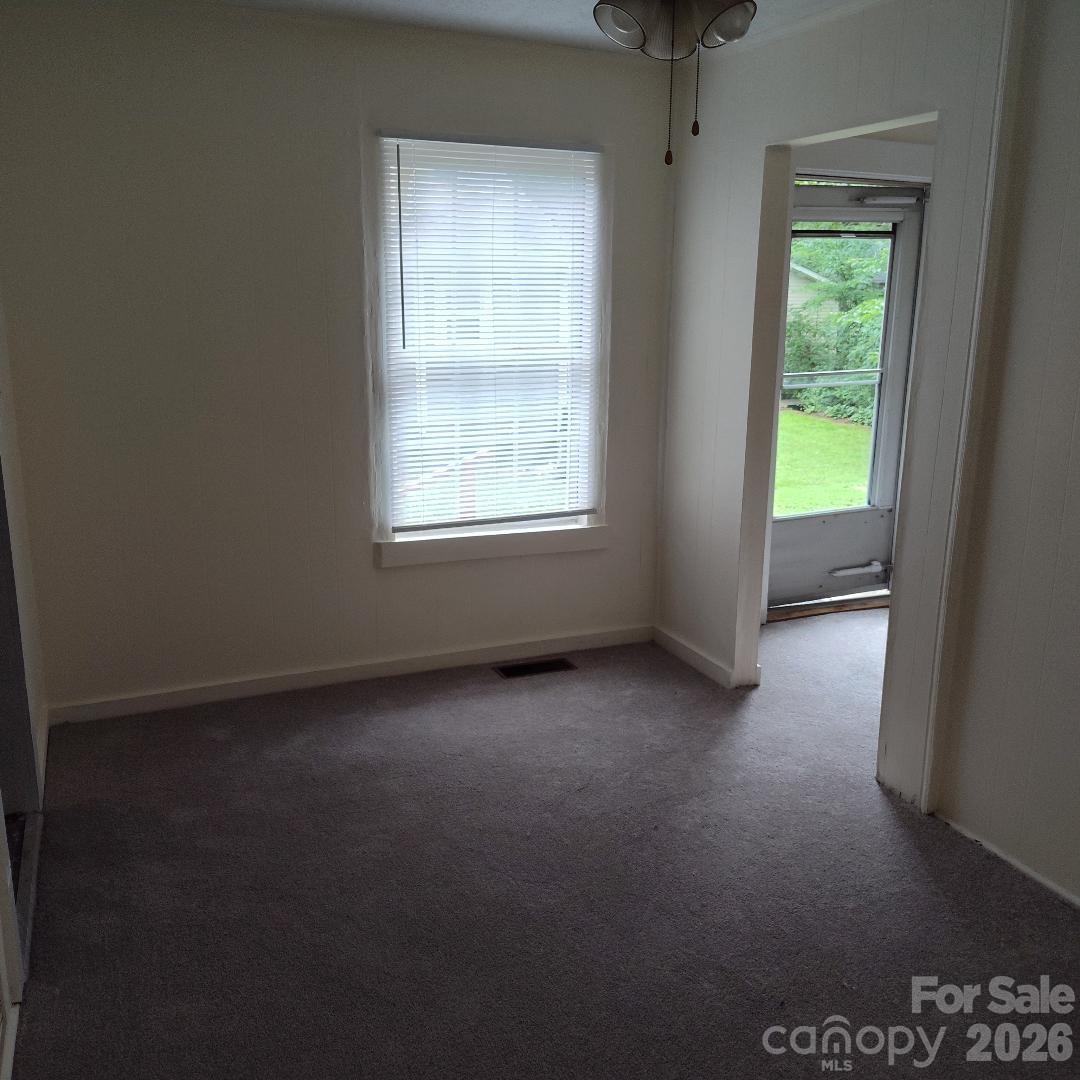 1205 Brookdale Street Property Photo 11