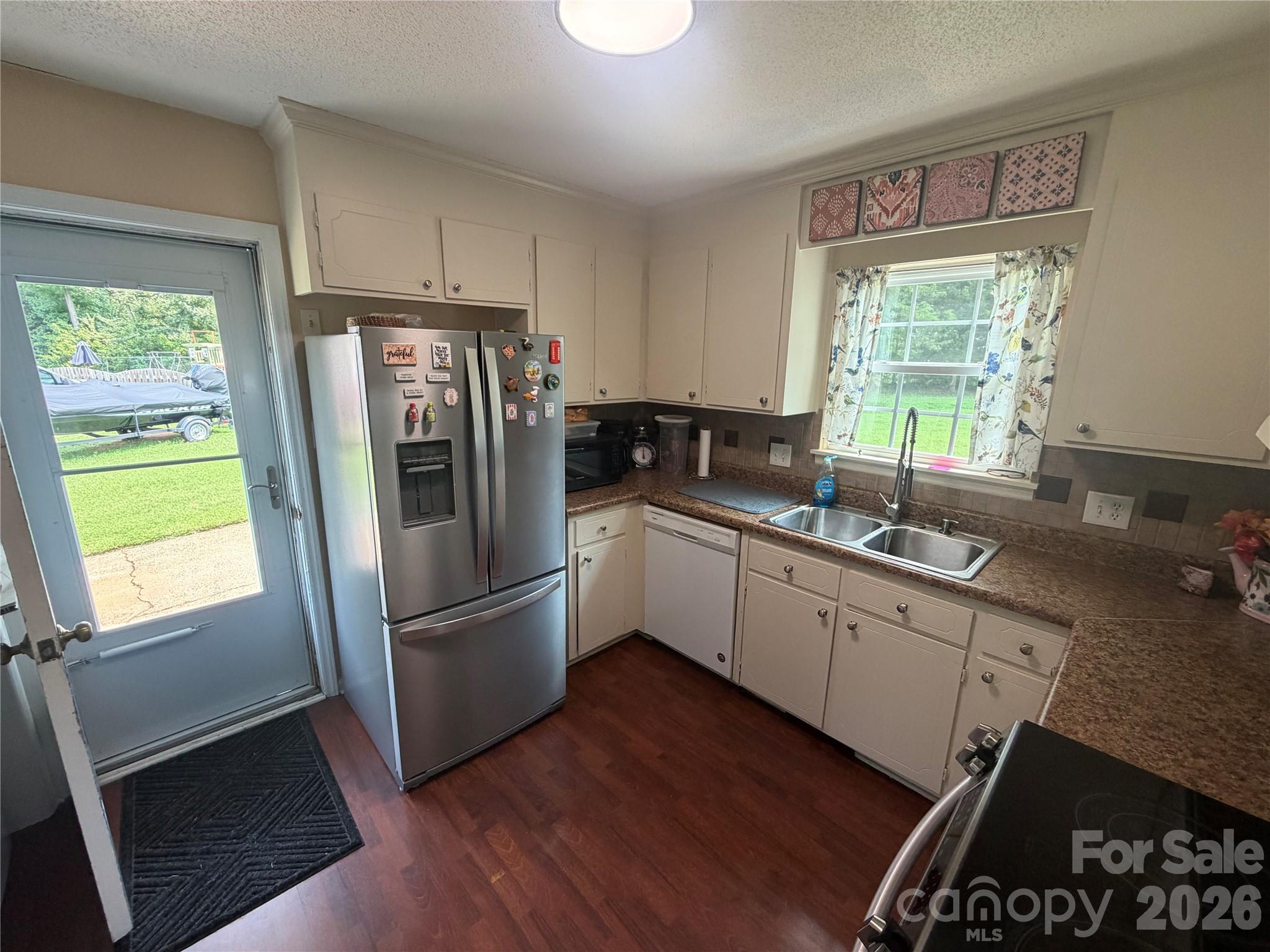 9850 Standing Wood Court Property Photo 9
