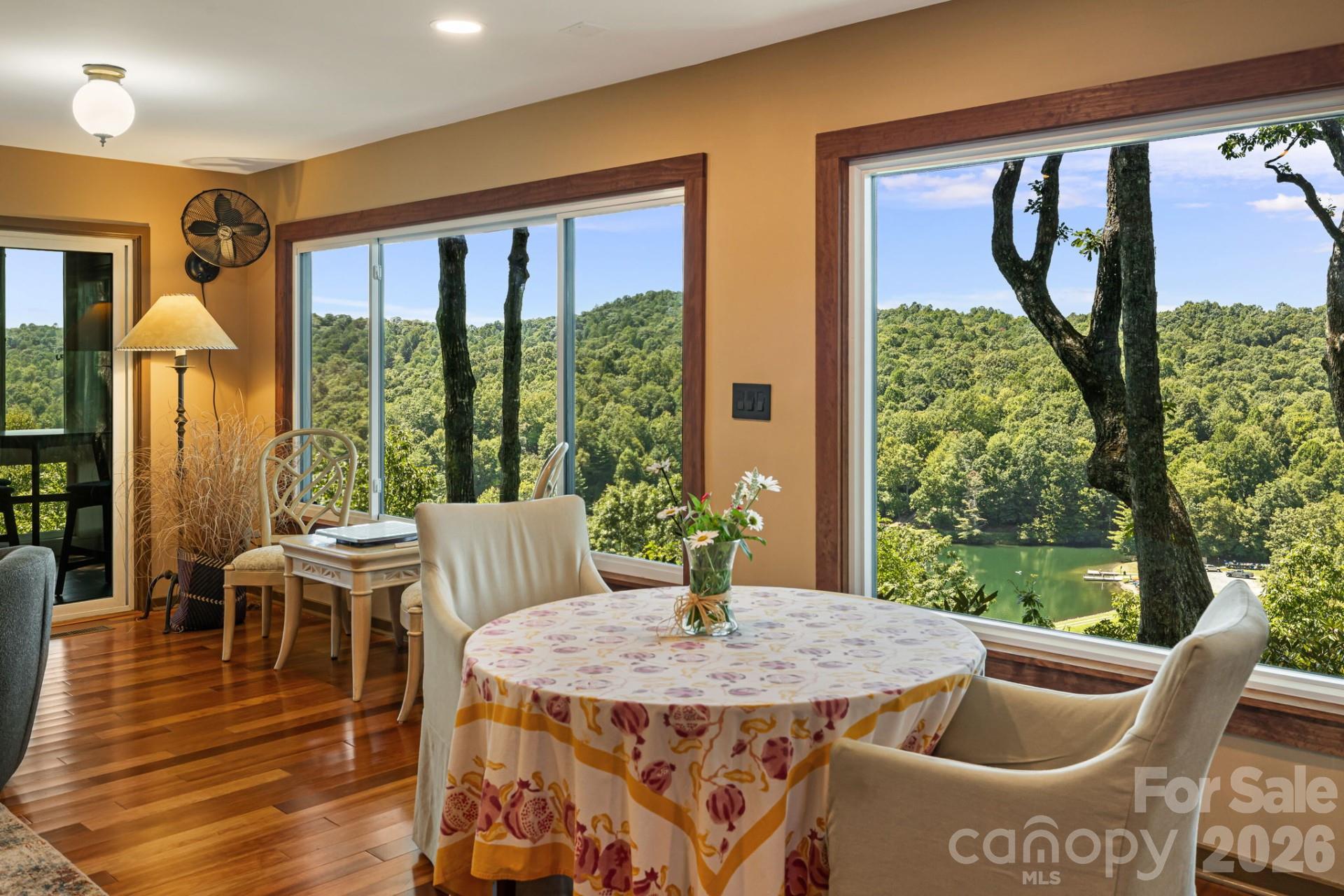 298 Tinequa Drive Property Photo 15
