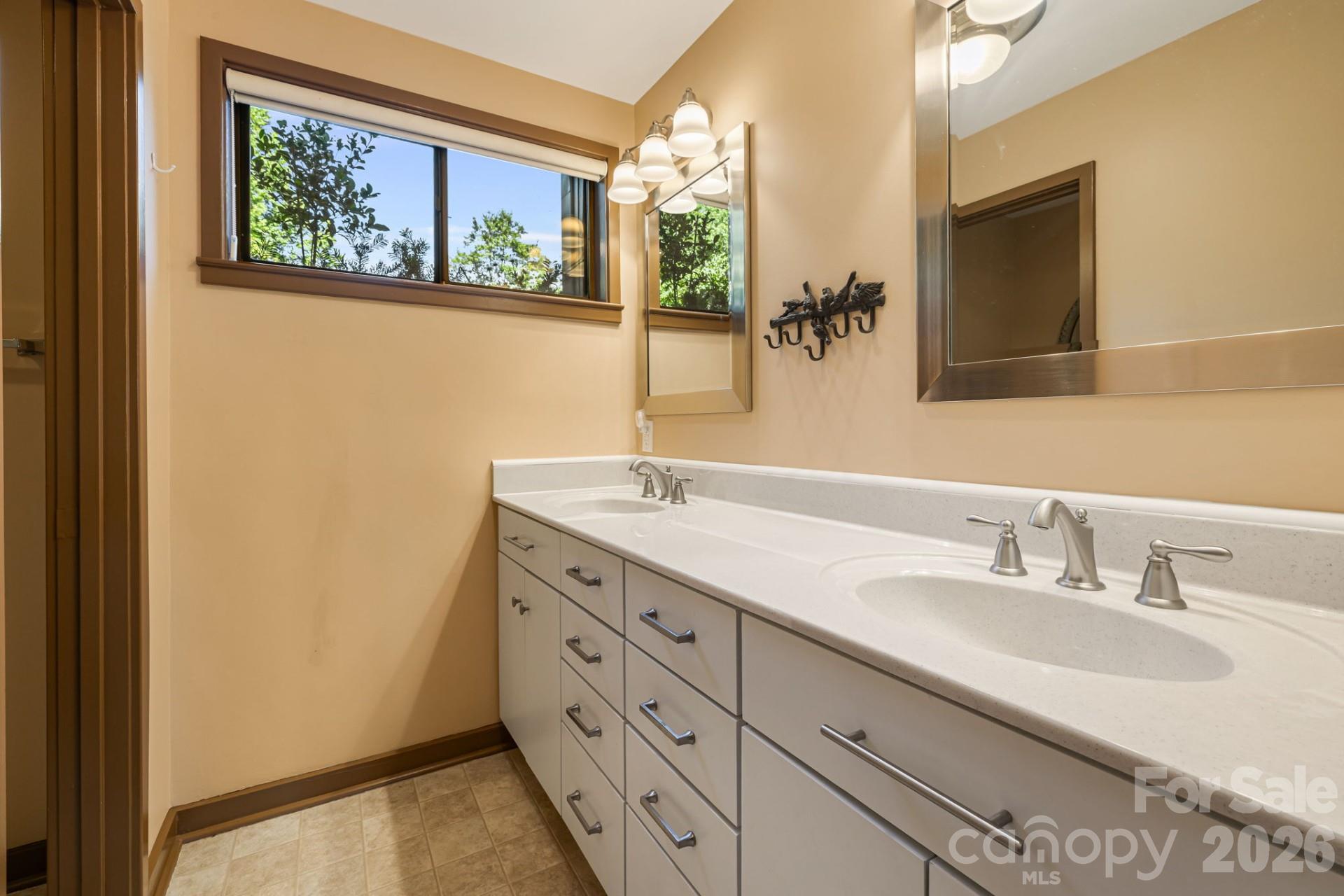 298 Tinequa Drive Property Photo 27