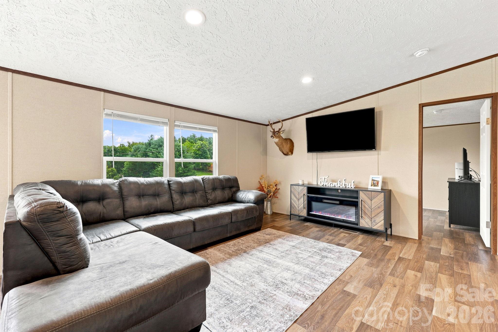 132 E View Drive Property Photo 13