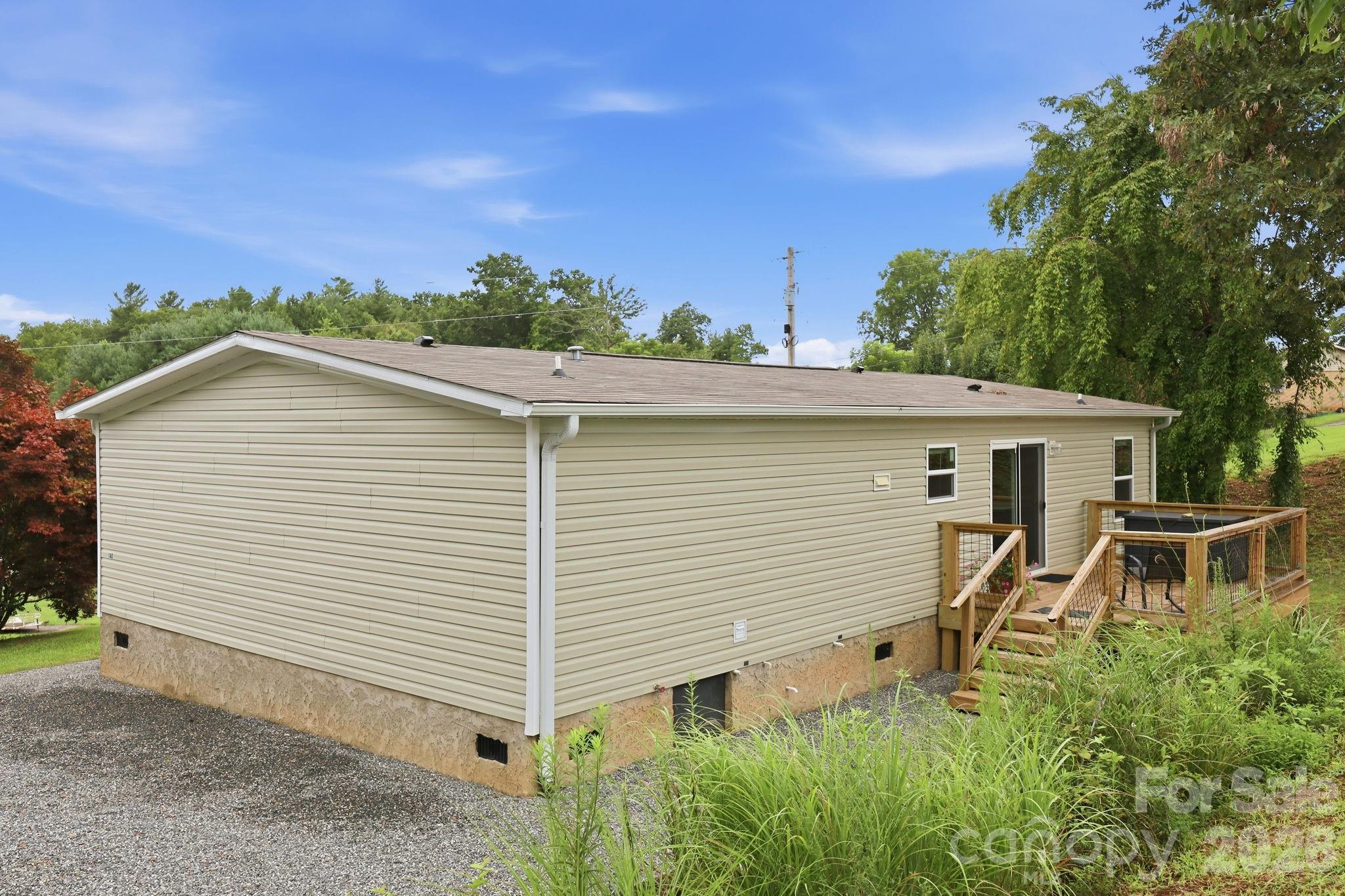 132 E View Drive Property Photo 34