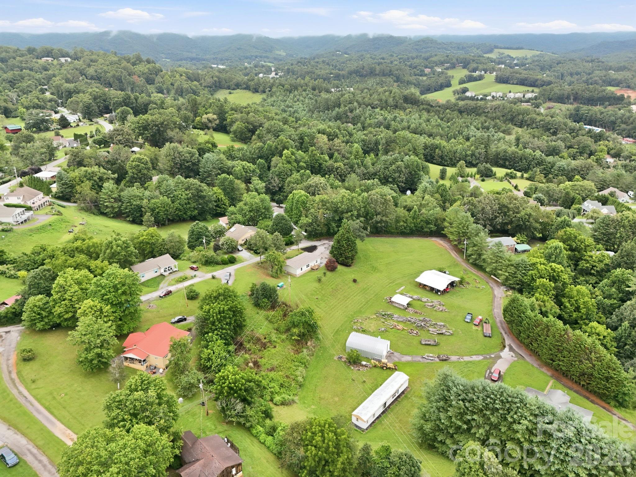 132 E View Drive Property Photo 42