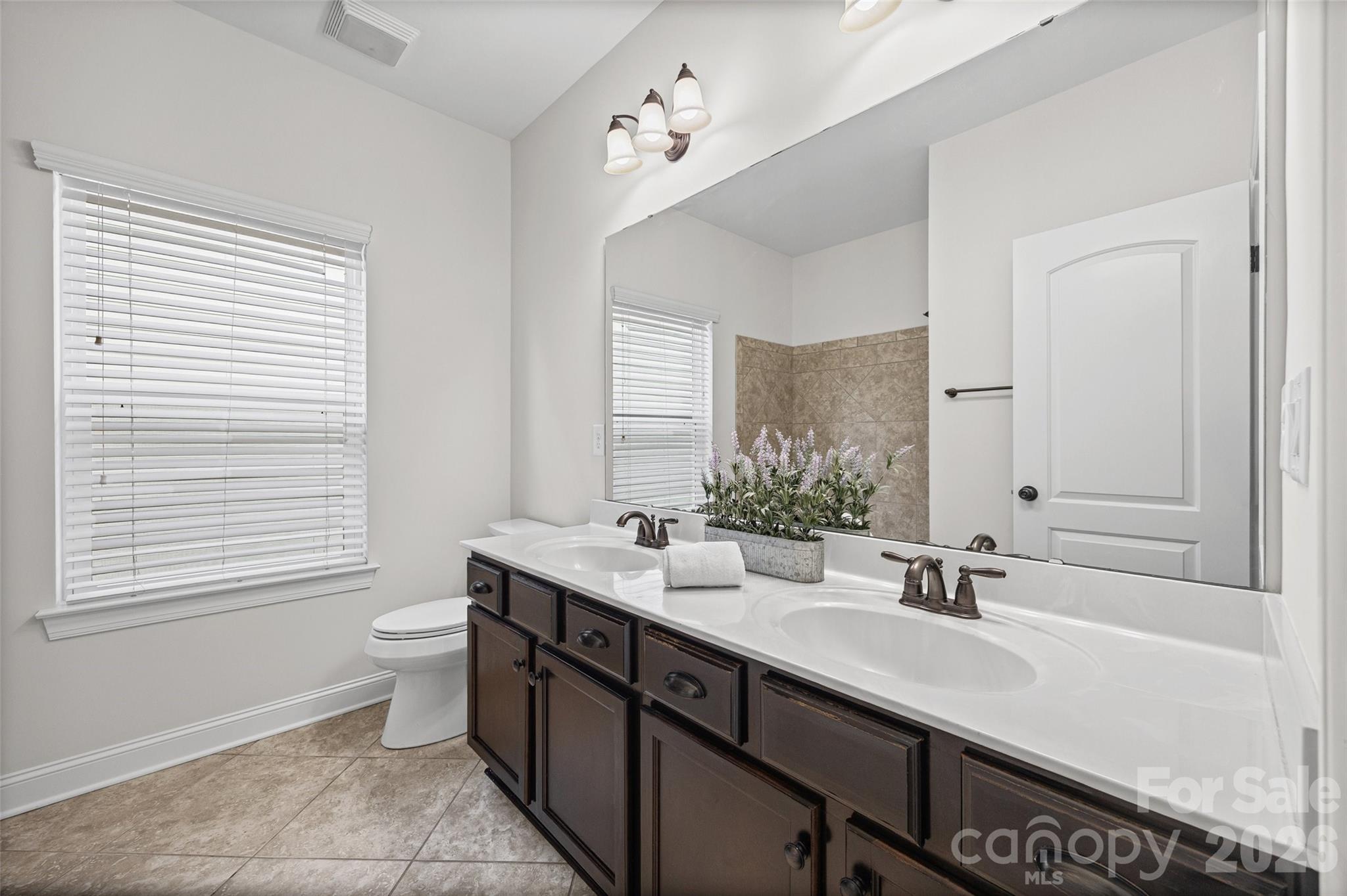 1016 Equipoise Drive Property Photo 24
