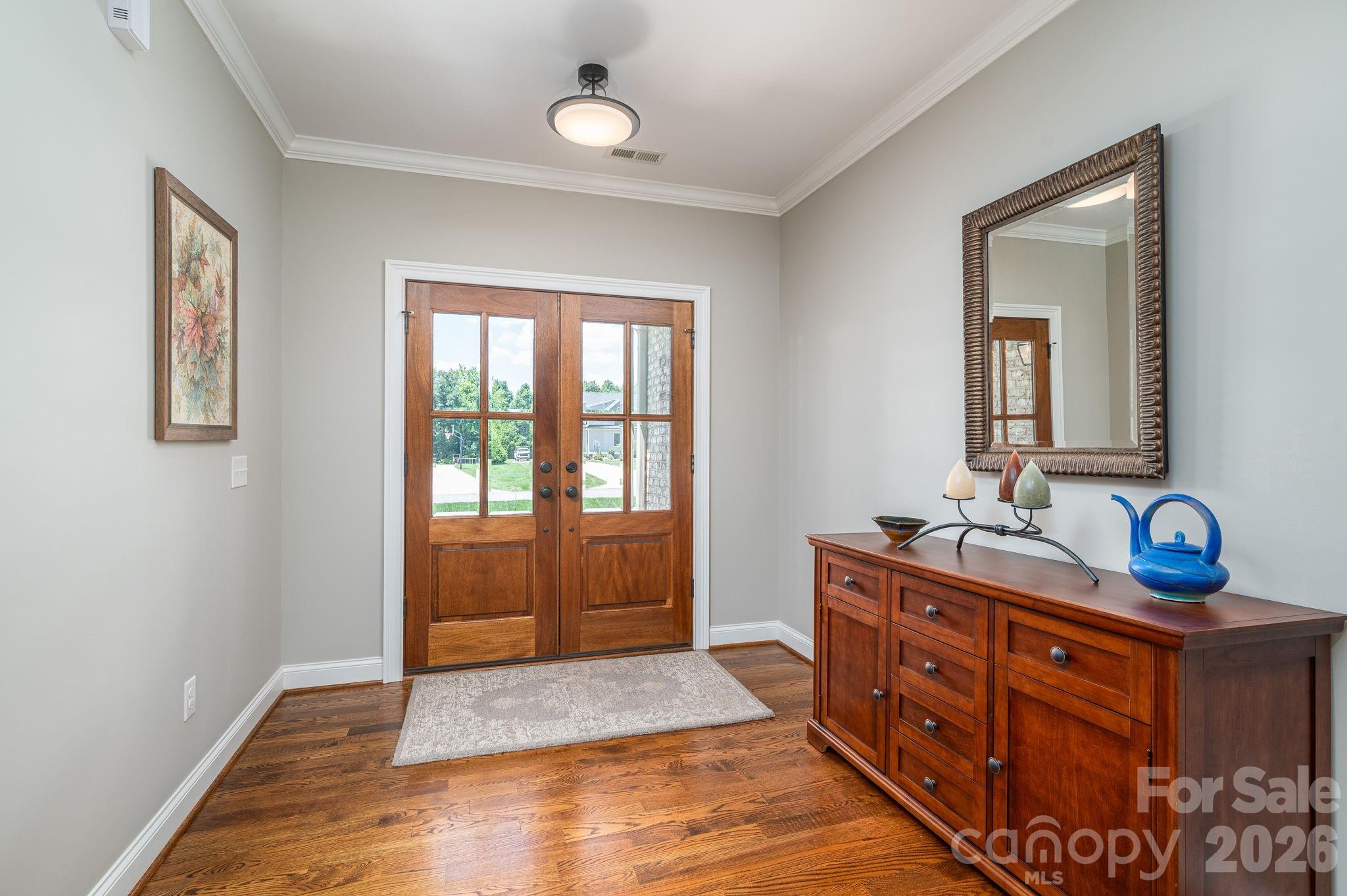 2474 Gateway Lane Property Photo 9