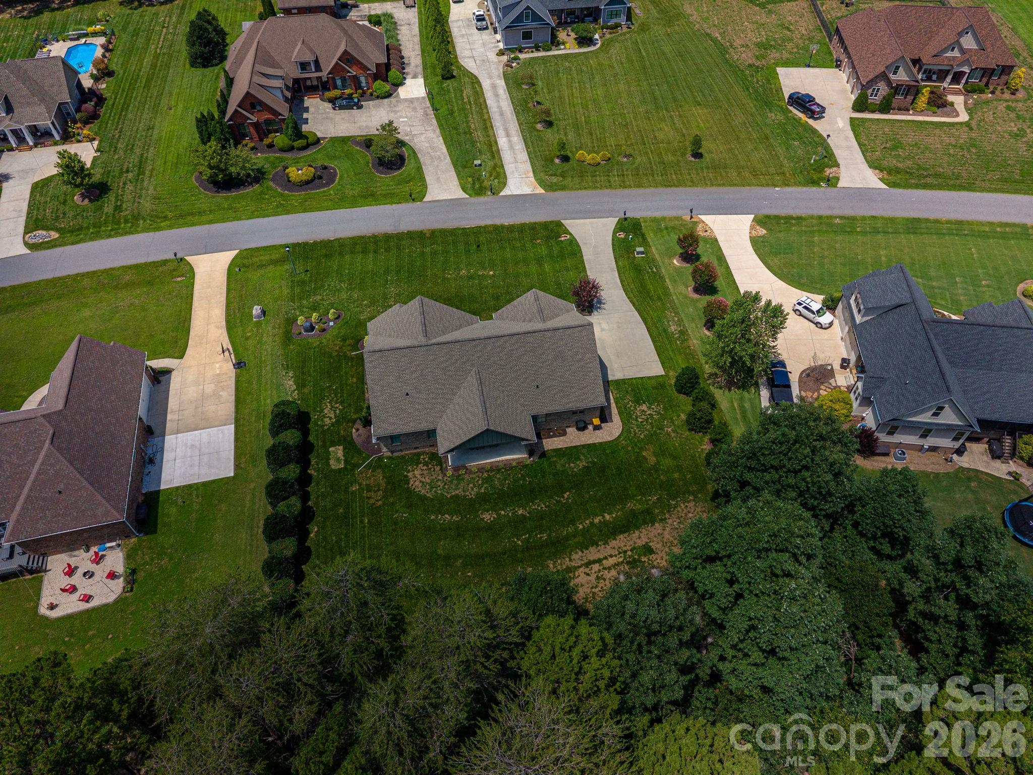 2474 Gateway Lane Property Photo 29