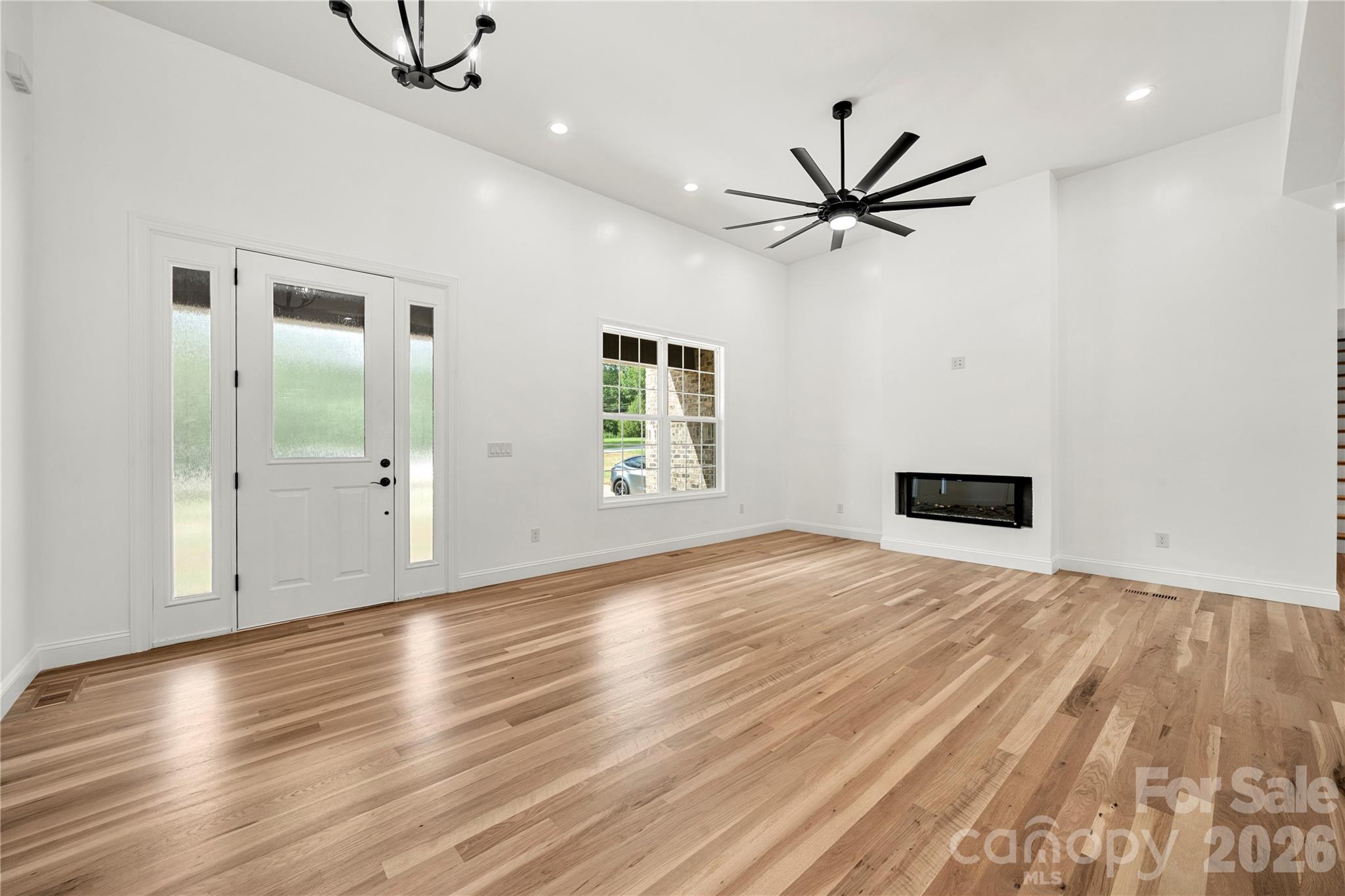 5574 Bucks Garage Road Property Photo 2