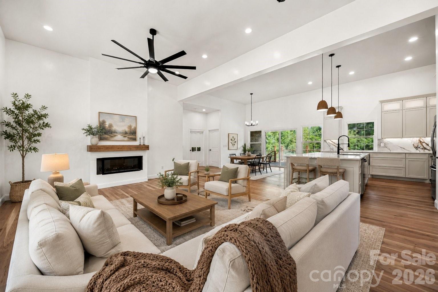 5574 Bucks Garage Road Property Photo 3