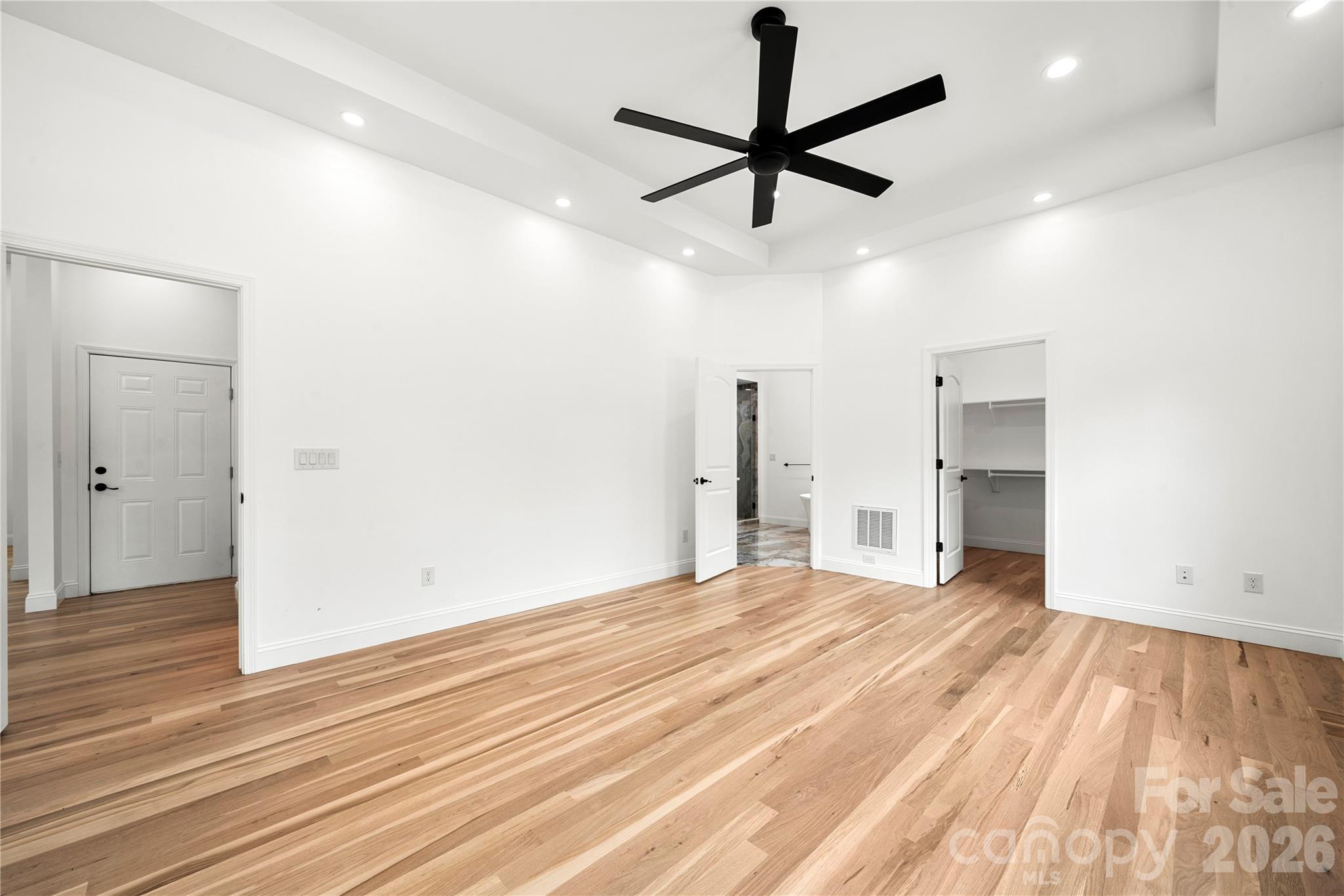 5574 Bucks Garage Road Property Photo 11