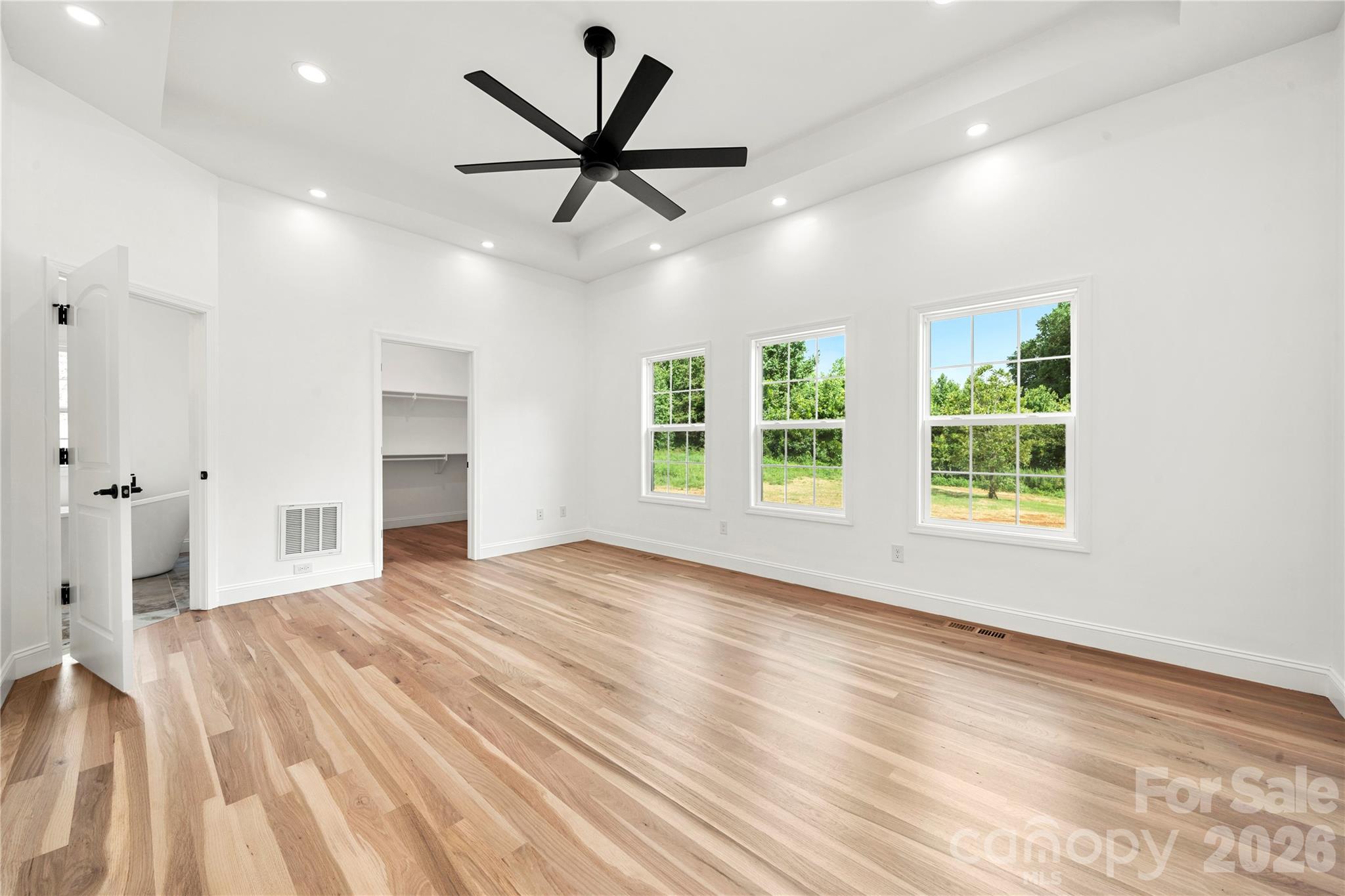 5574 Bucks Garage Road Property Photo 12