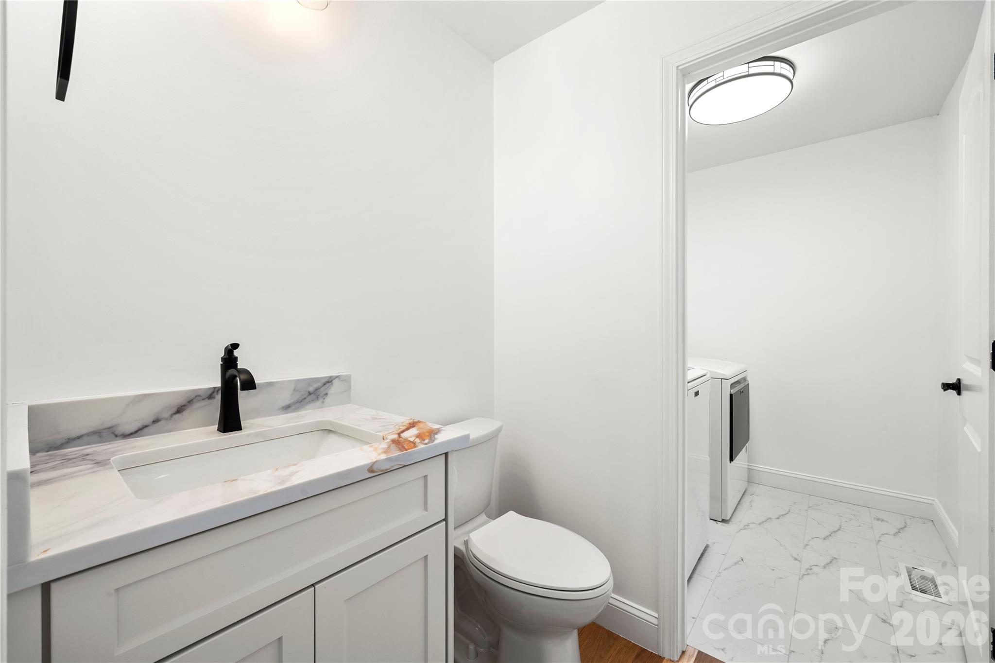 5574 Bucks Garage Road Property Photo 18