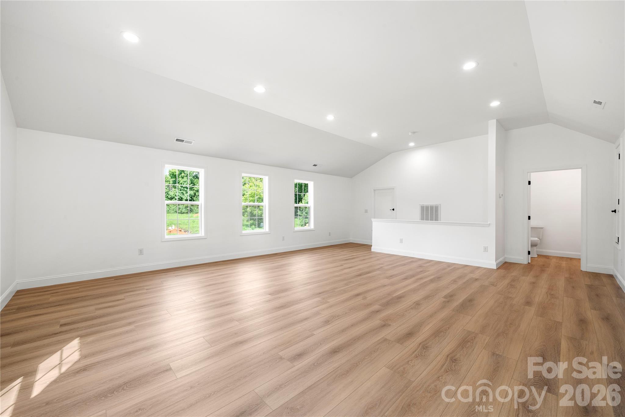 5574 Bucks Garage Road Property Photo 29
