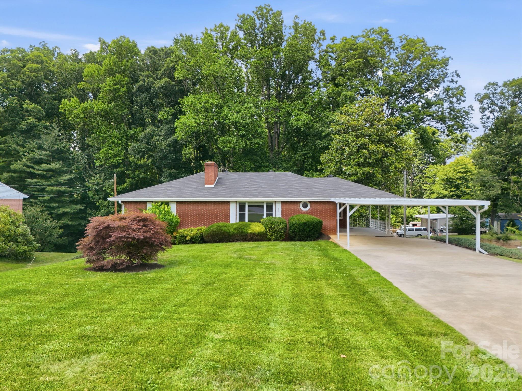 845 Sand Hill Road Property Photo 1