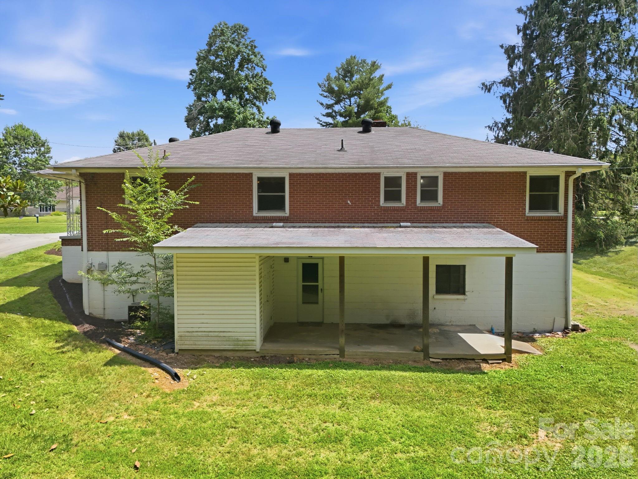 845 Sand Hill Road Property Photo 8