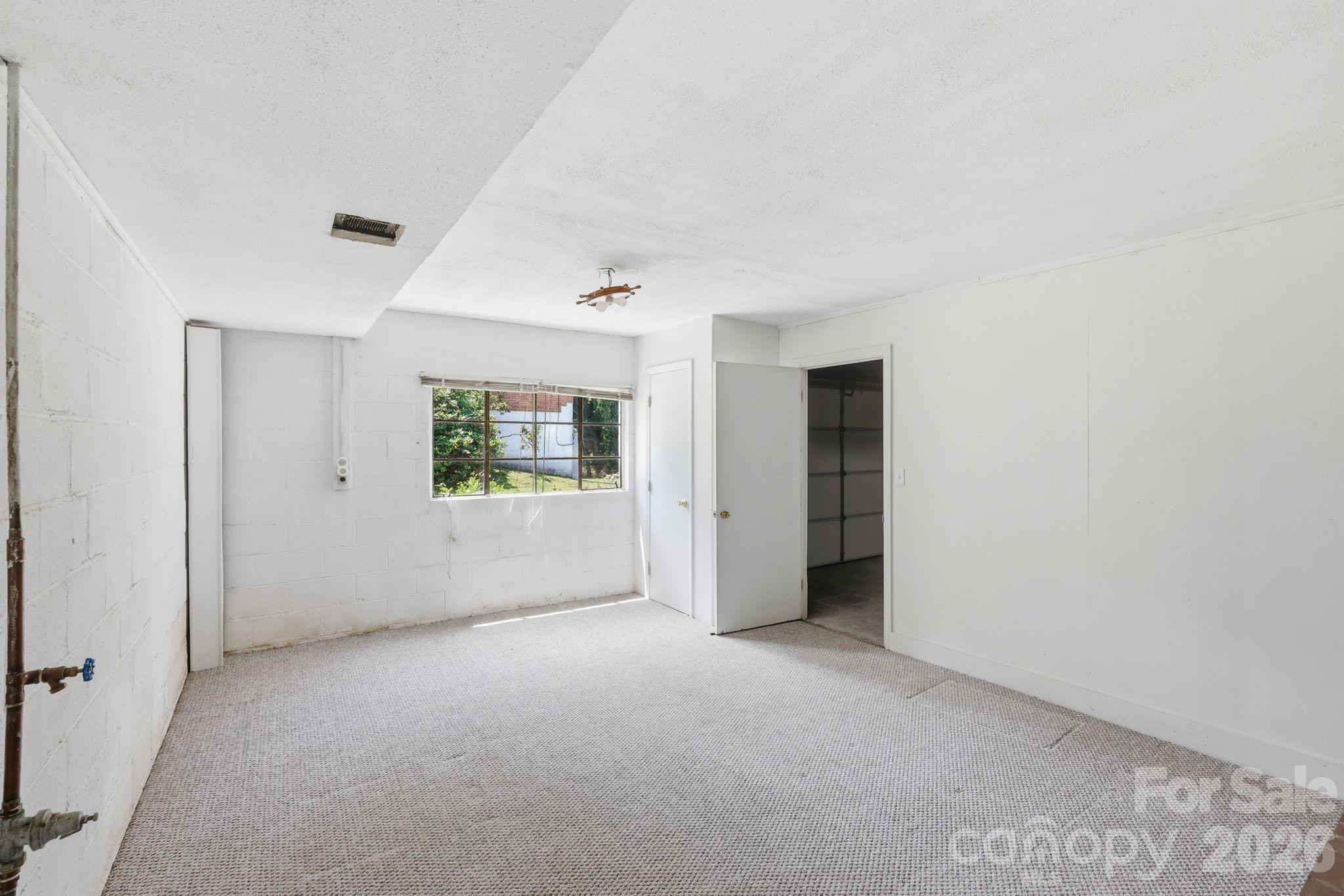 845 Sand Hill Road Property Photo 38