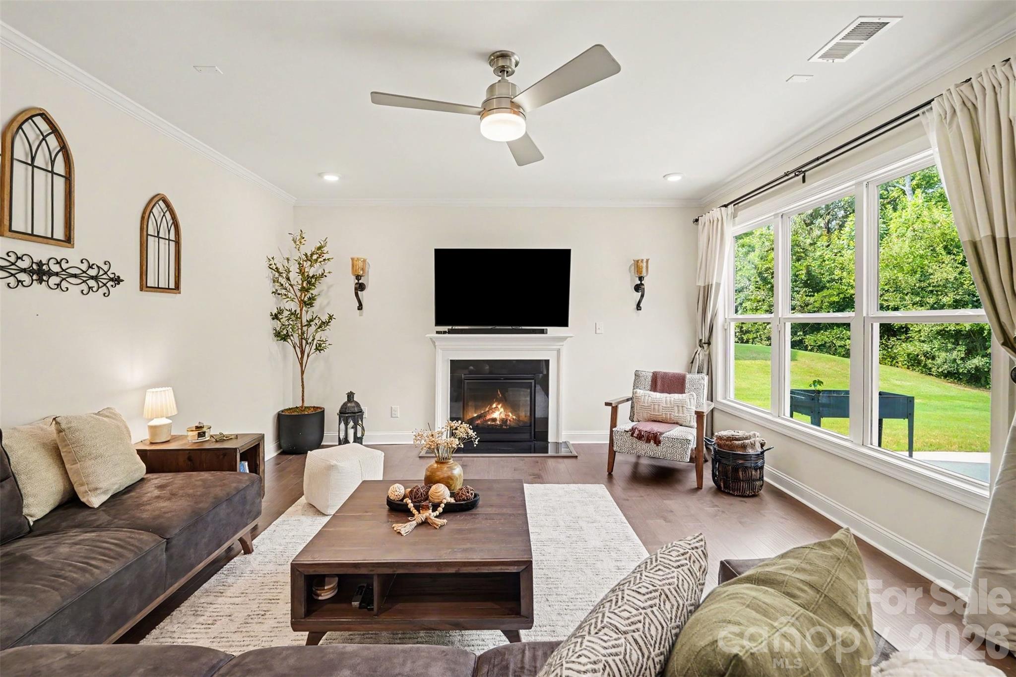 2218 Idol Rock Drive Property Photo 6