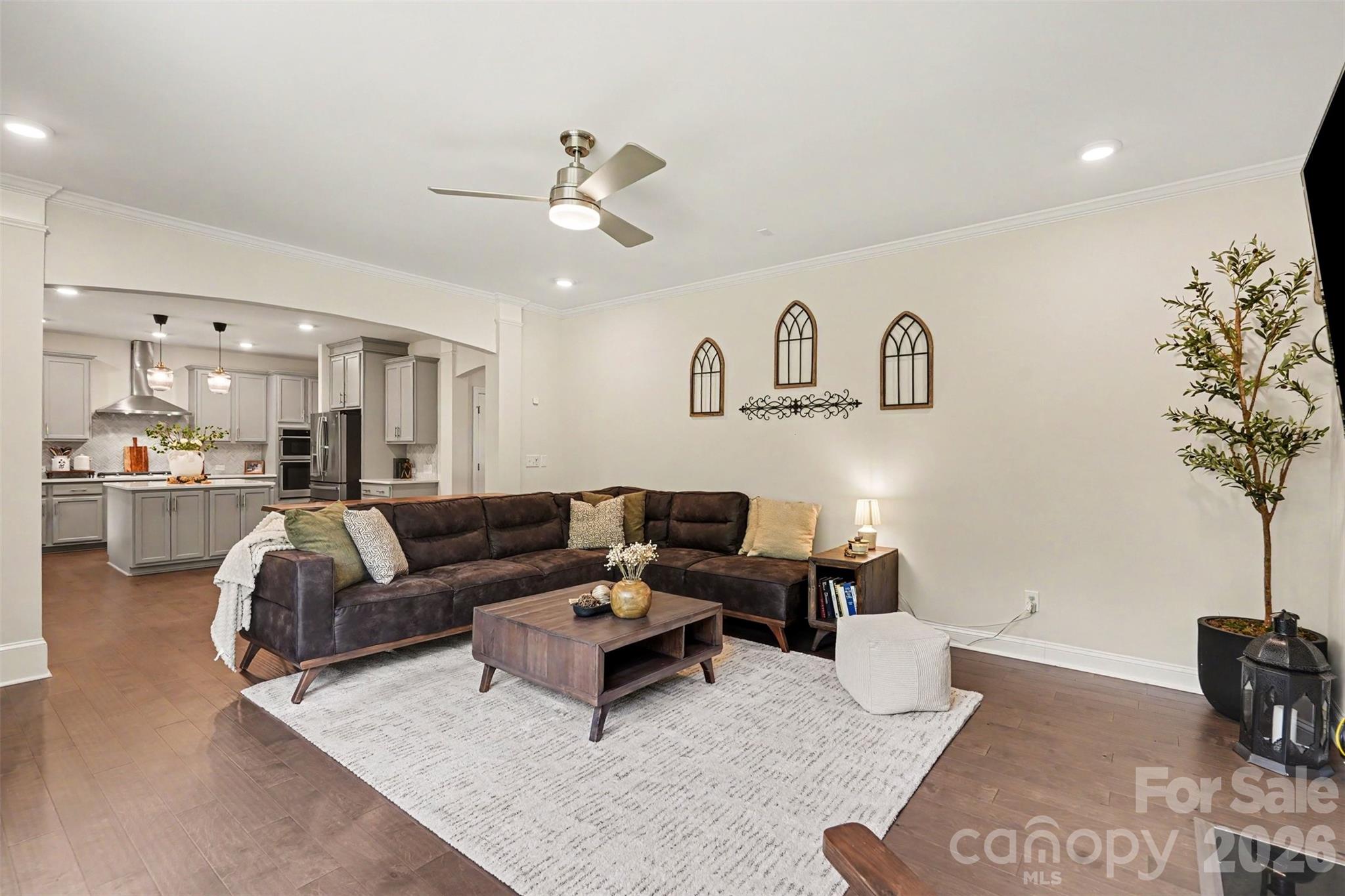 2218 Idol Rock Drive Property Photo 8