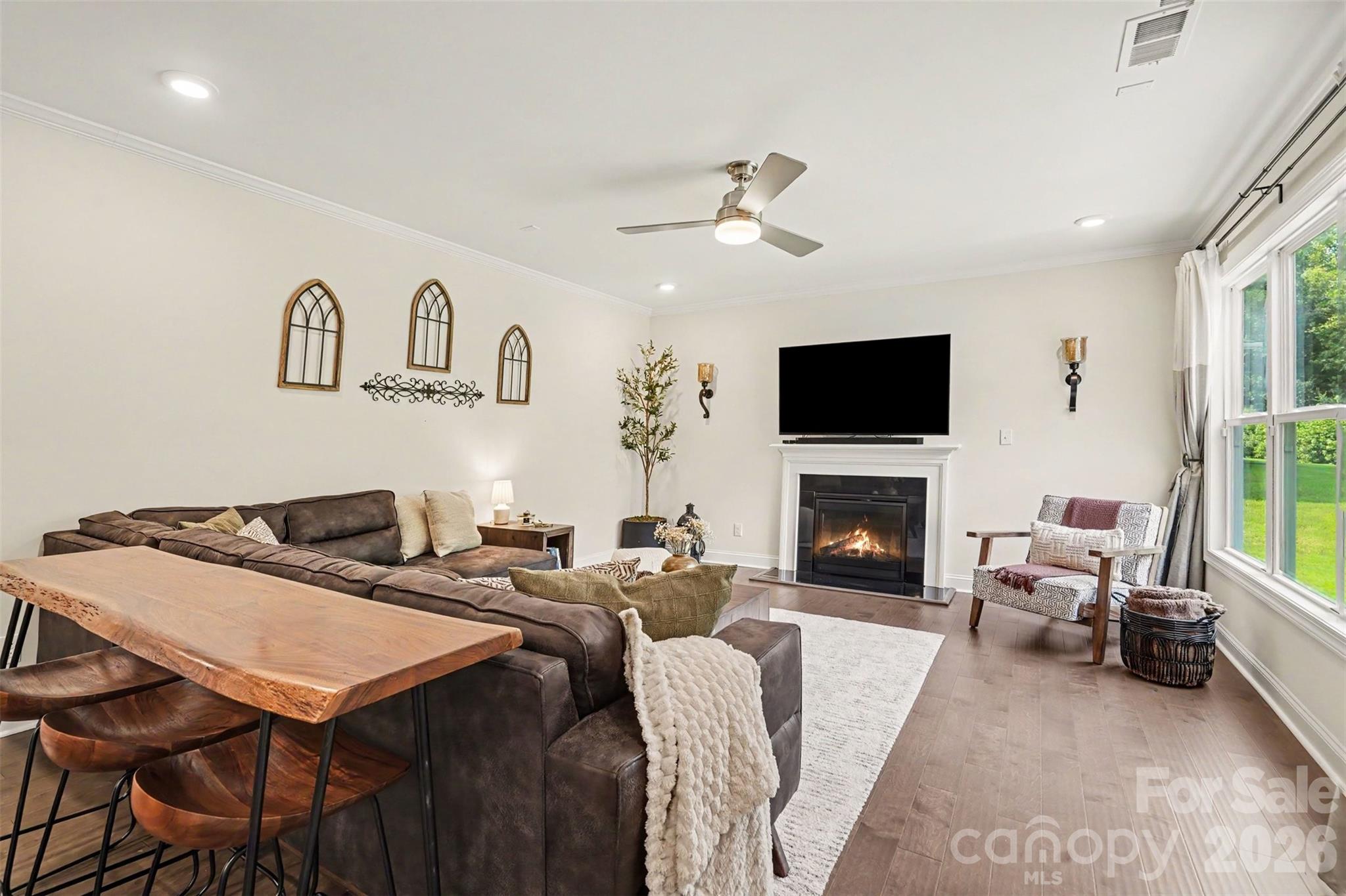 2218 Idol Rock Drive Property Photo 10