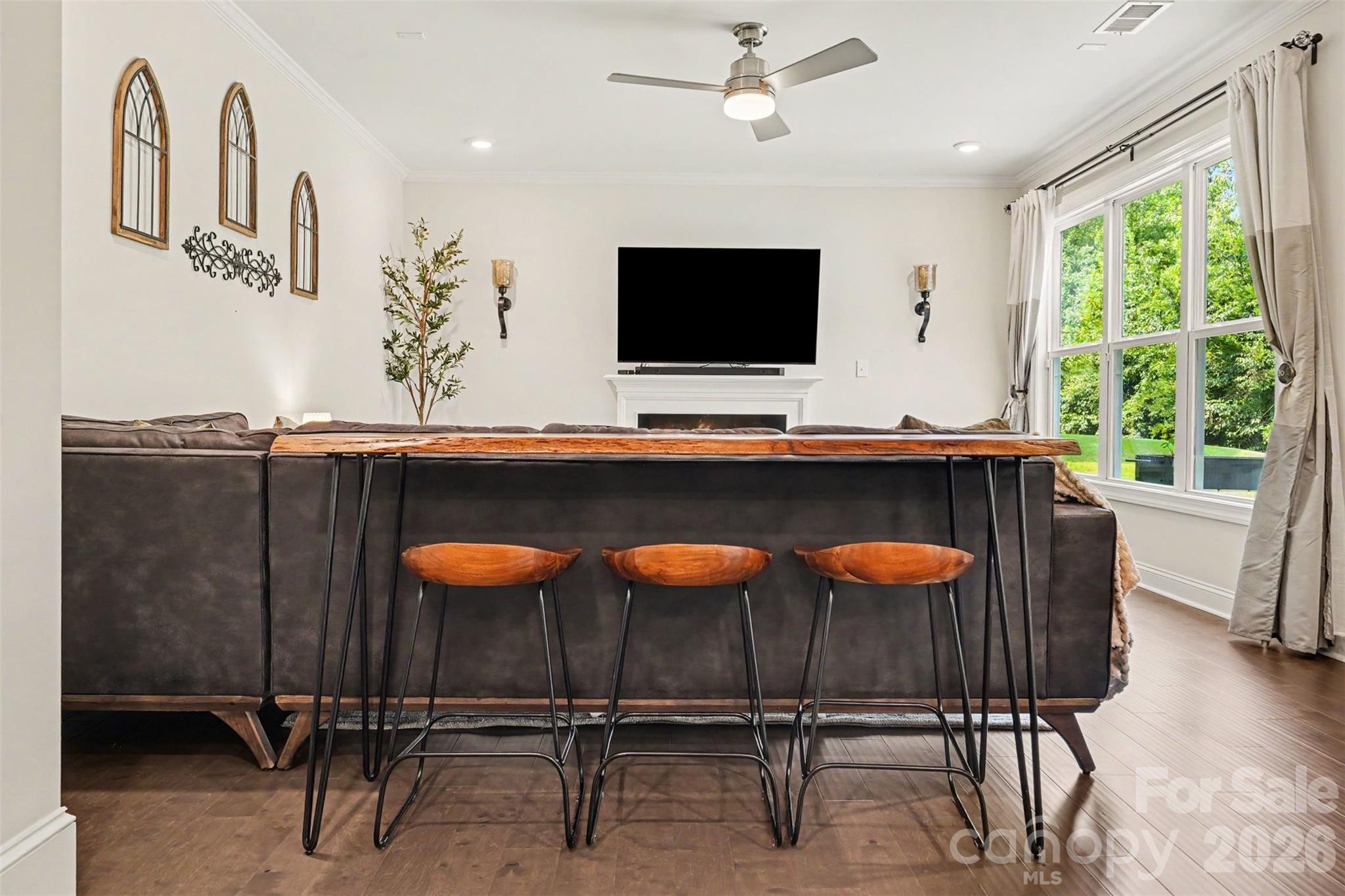 2218 Idol Rock Drive Property Photo 12