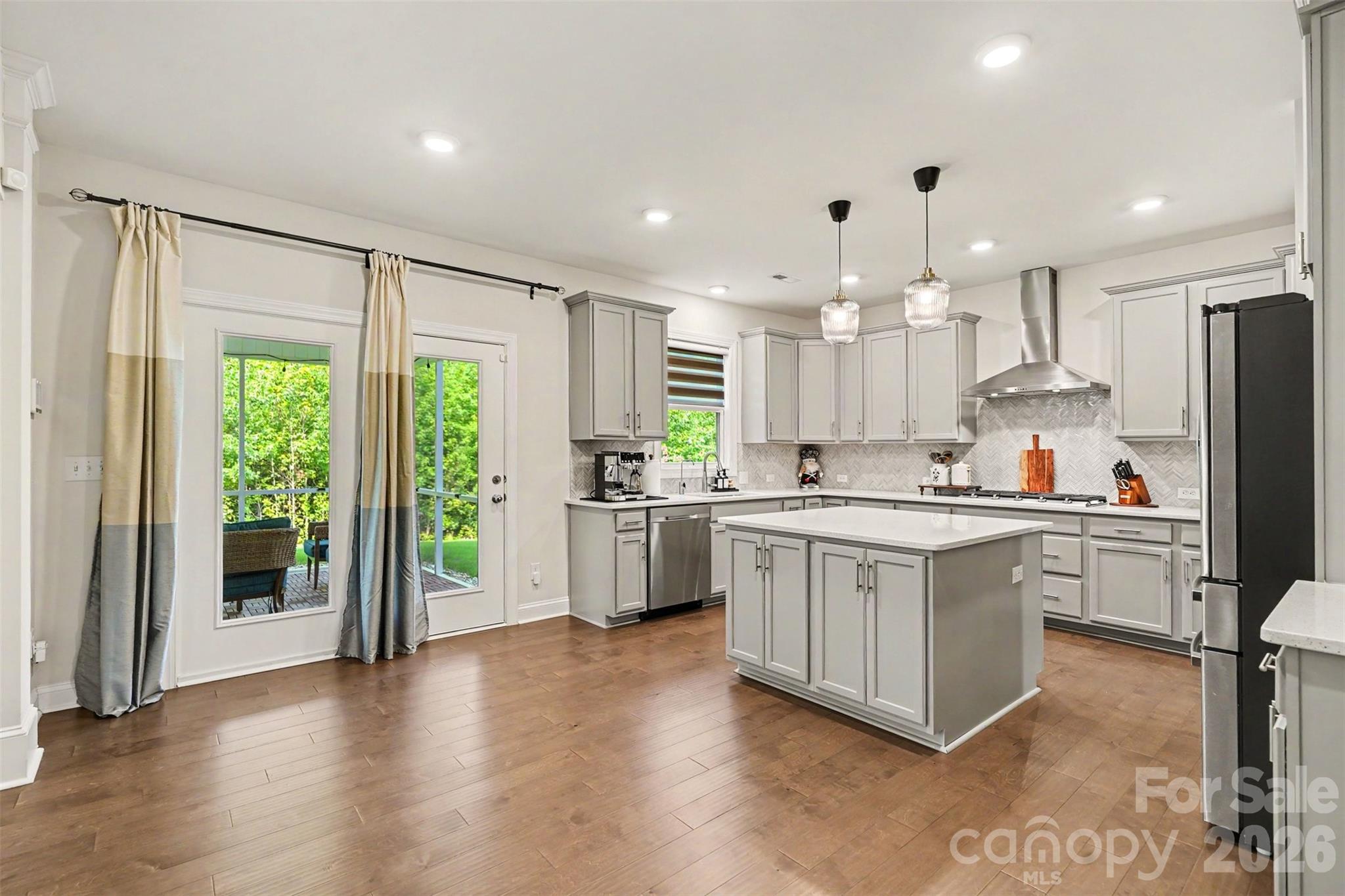 2218 Idol Rock Drive Property Photo 13