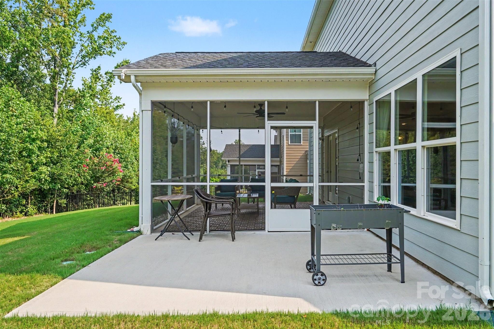2218 Idol Rock Drive Property Photo 43