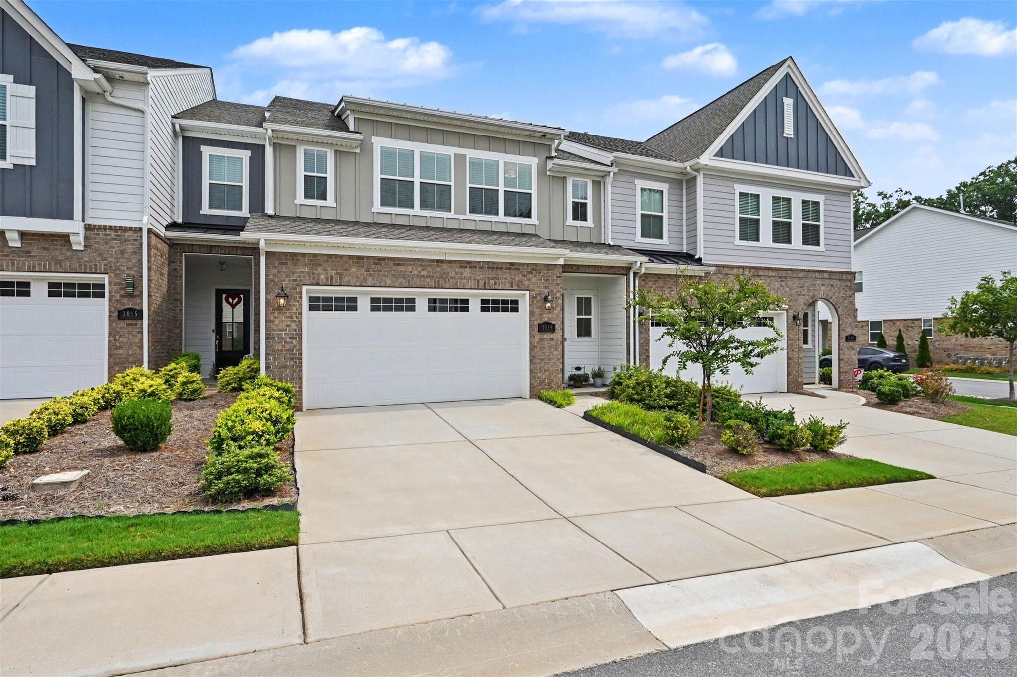 3019 Wittering Drive Property Photo 4