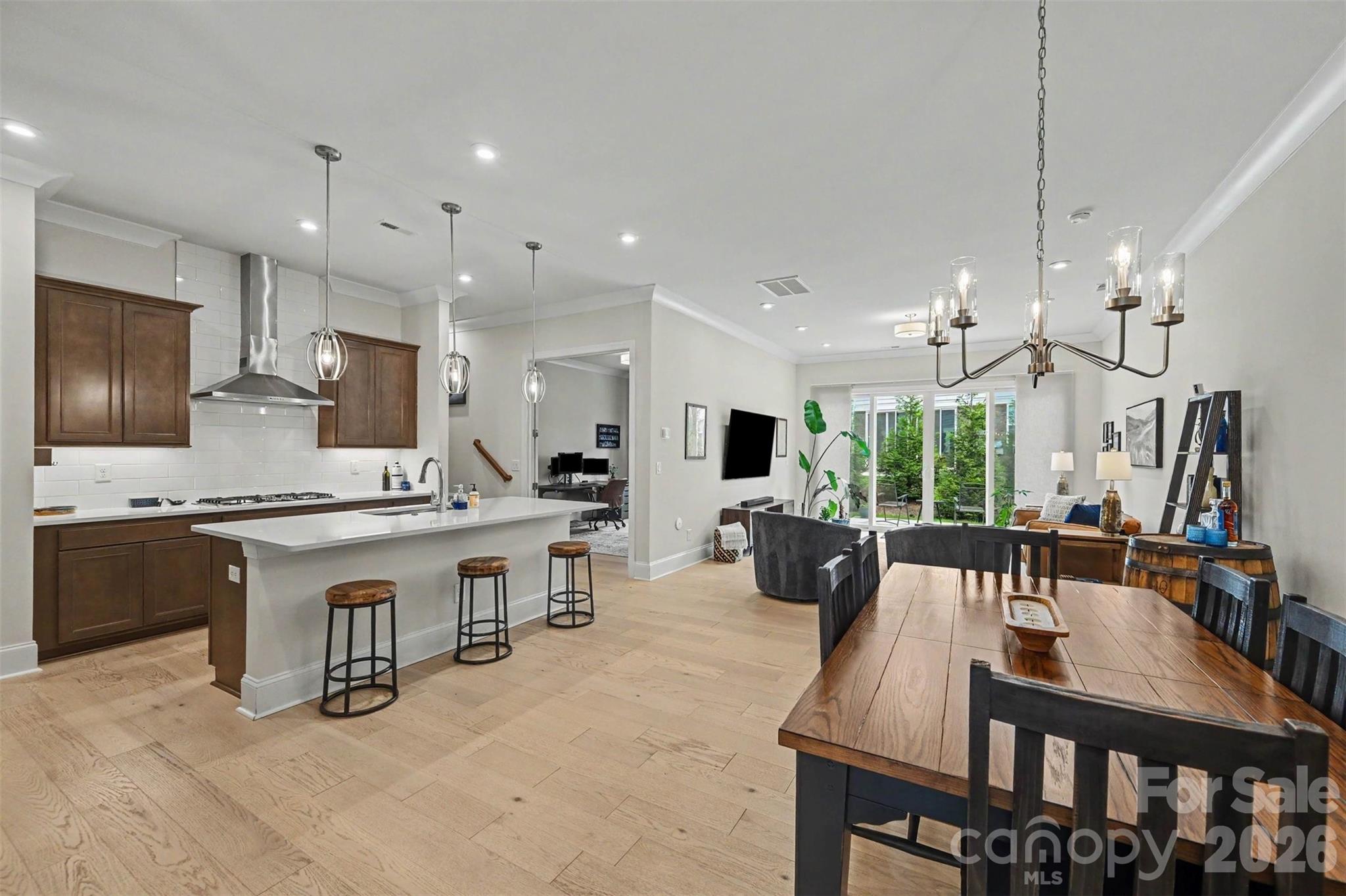 3019 Wittering Drive Property Photo 10