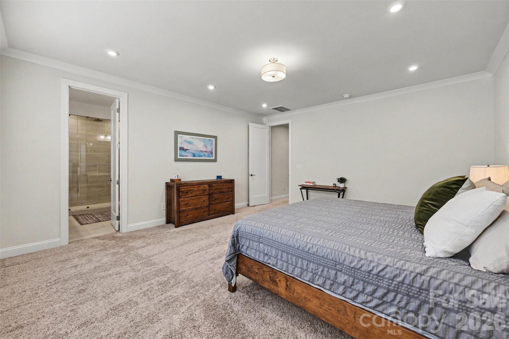 3019 Wittering Drive Property Photo 16