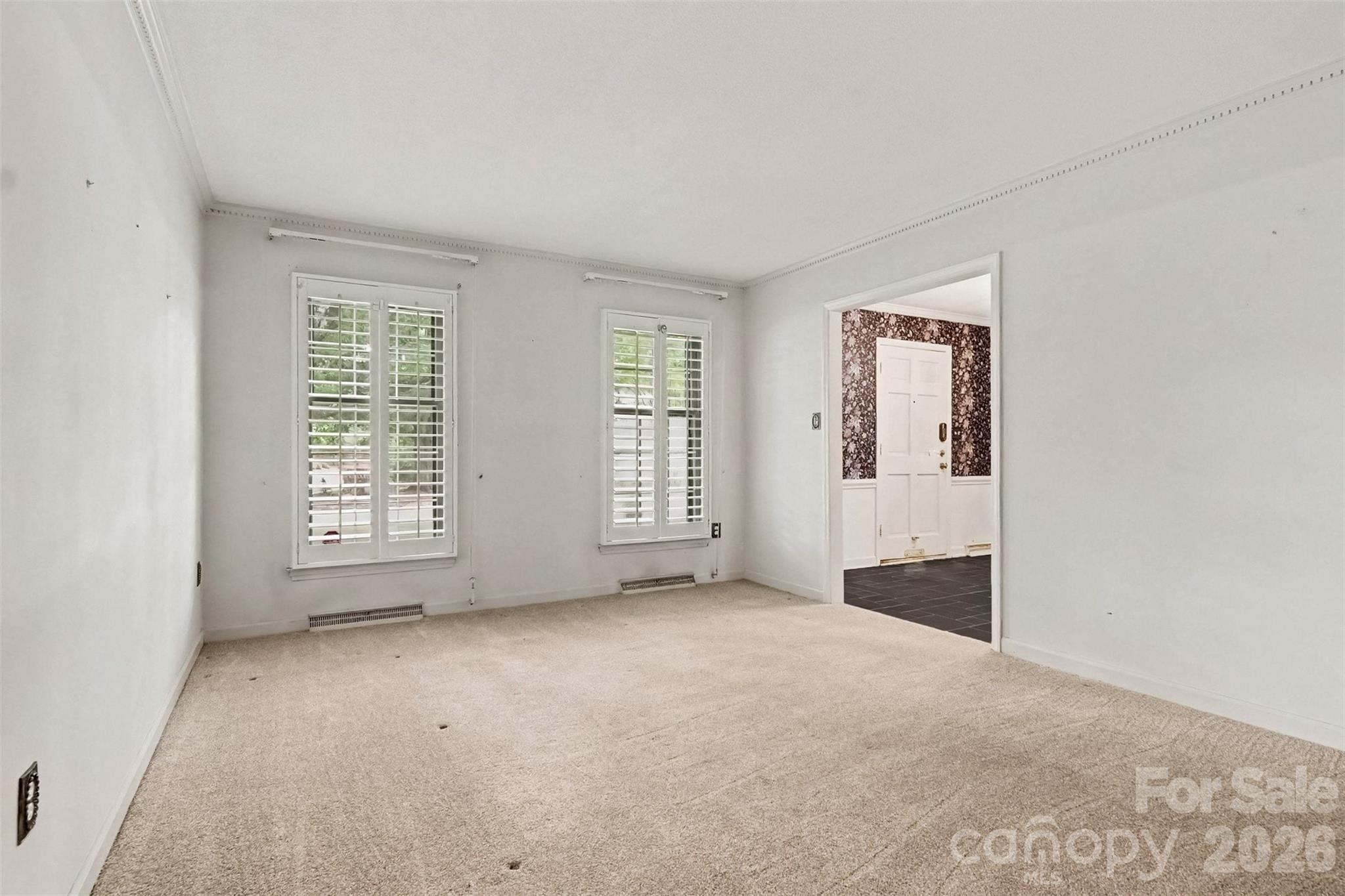 4221 Bridgewood Lane Property Photo 5
