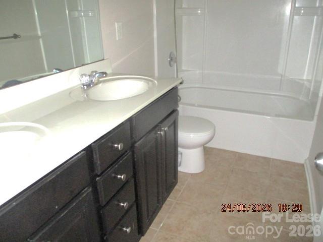 1008 Perennial Lane Property Photo 13