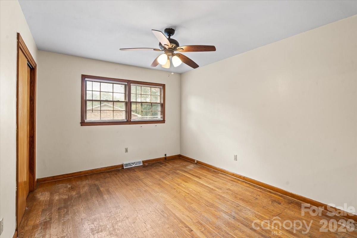 816 Clinton Avenue Property Photo 13