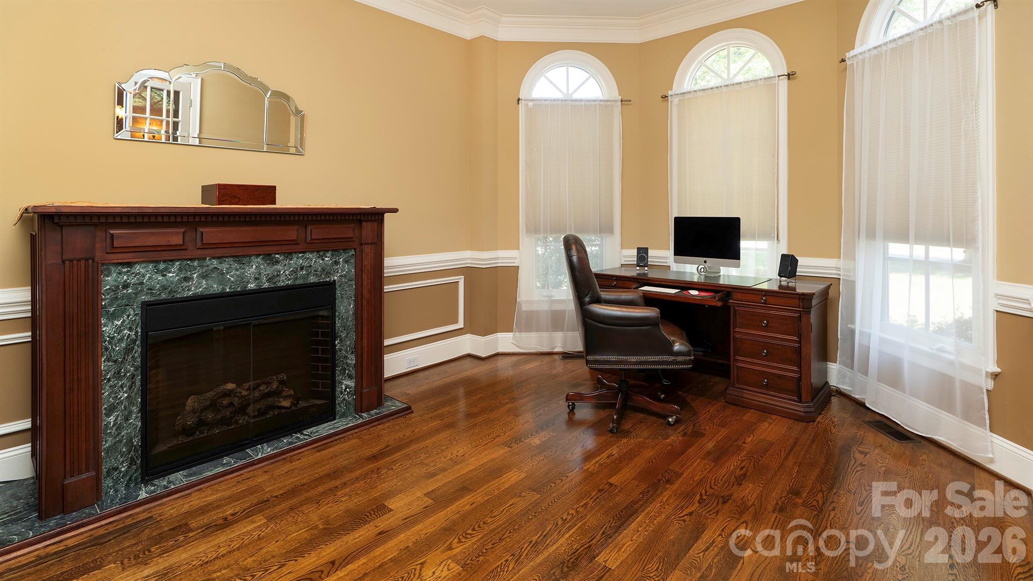 7786 Chapel Creek Drive Property Photo 4