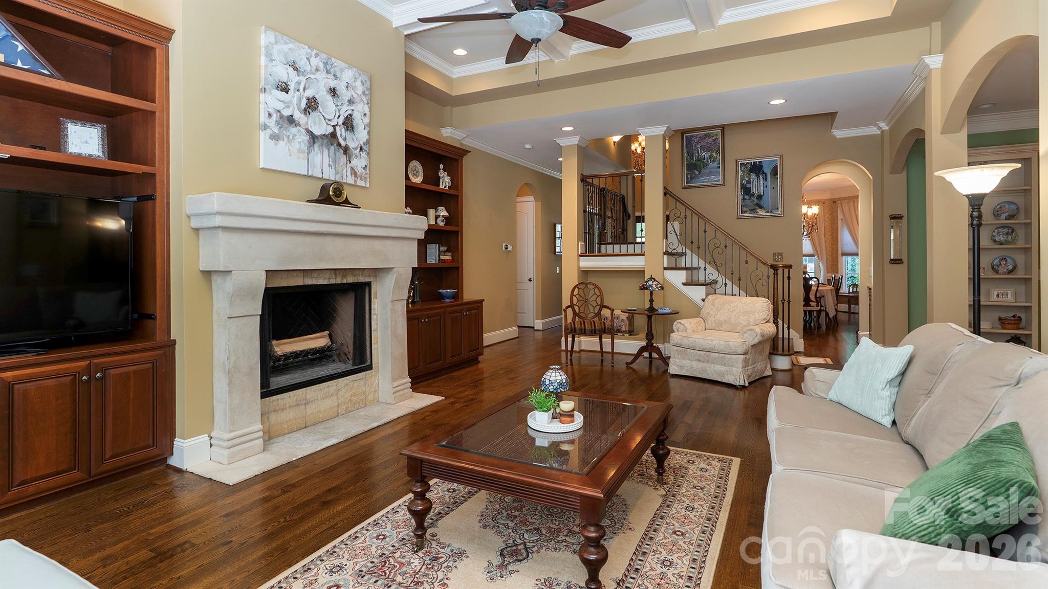 7786 Chapel Creek Drive Property Photo 8