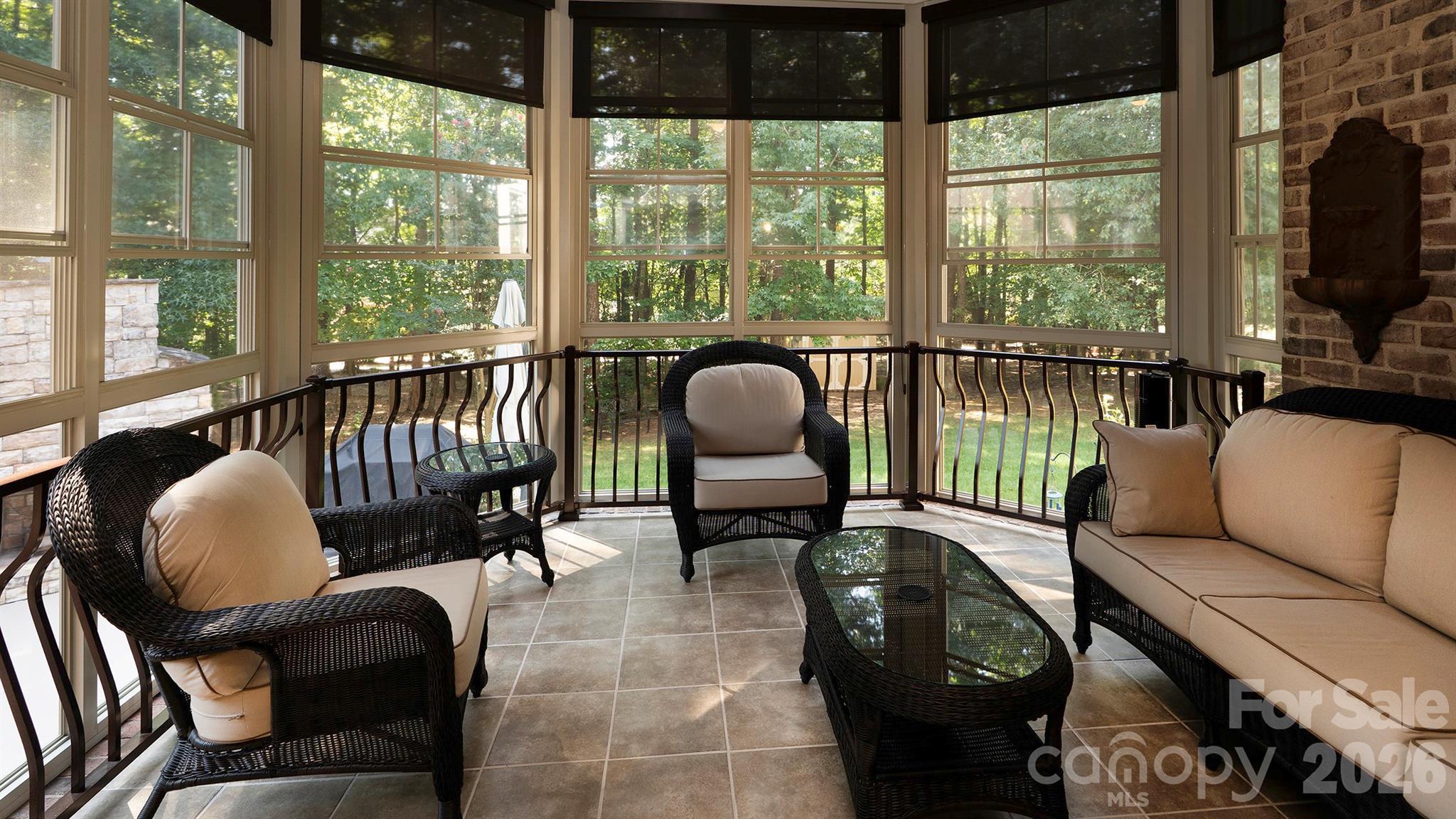 7786 Chapel Creek Drive Property Photo 14