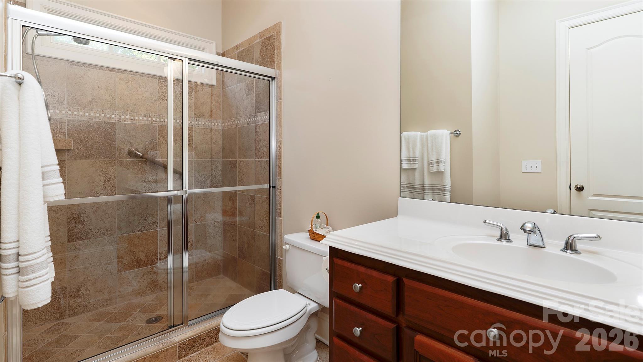 7786 Chapel Creek Drive Property Photo 24