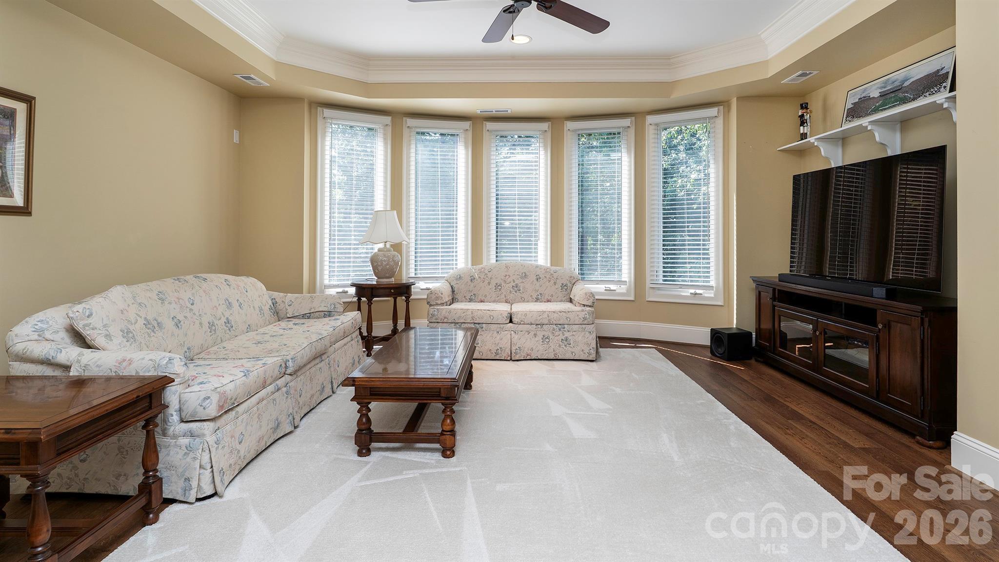 7786 Chapel Creek Drive Property Photo 25