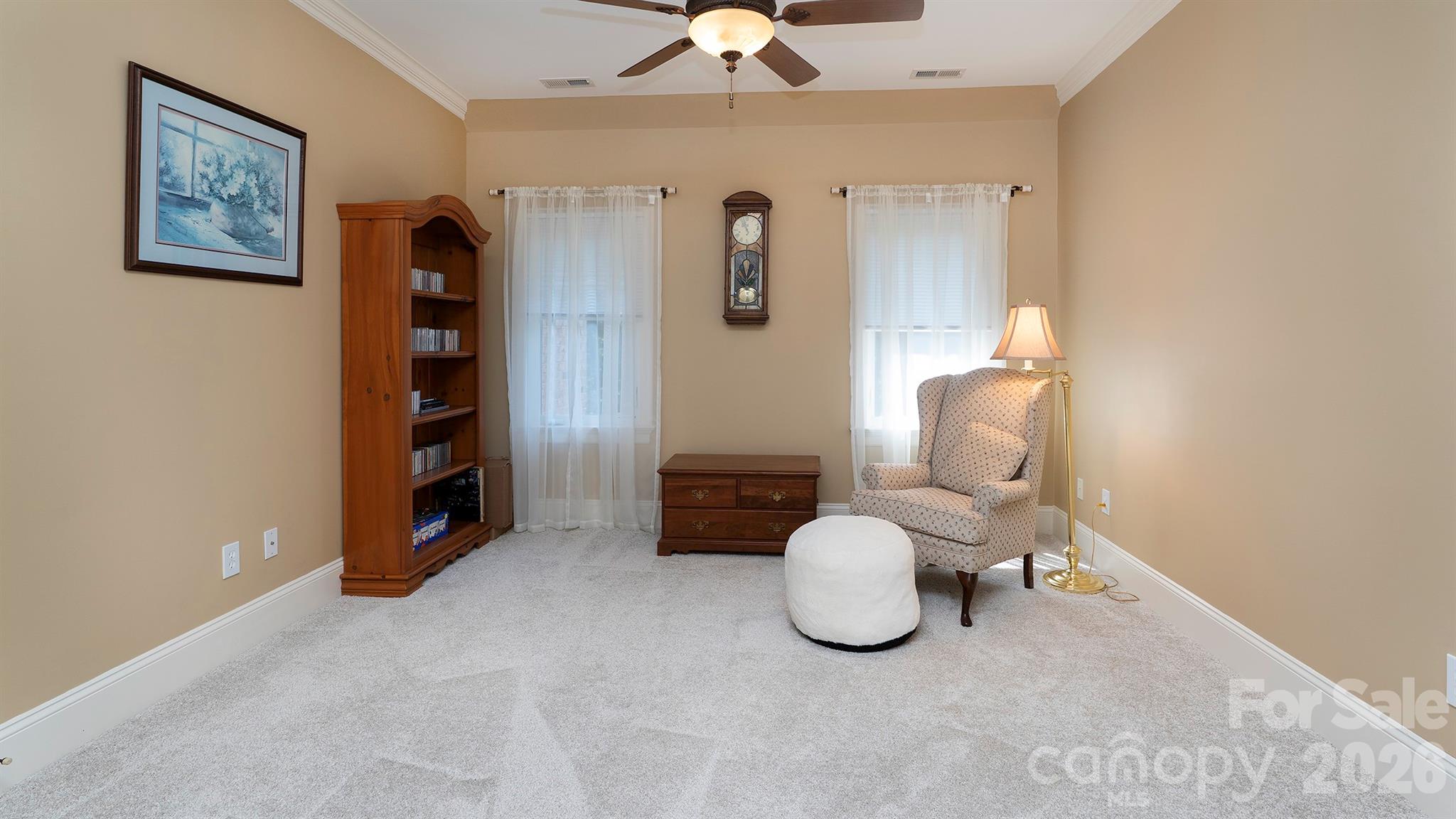 7786 Chapel Creek Drive Property Photo 29