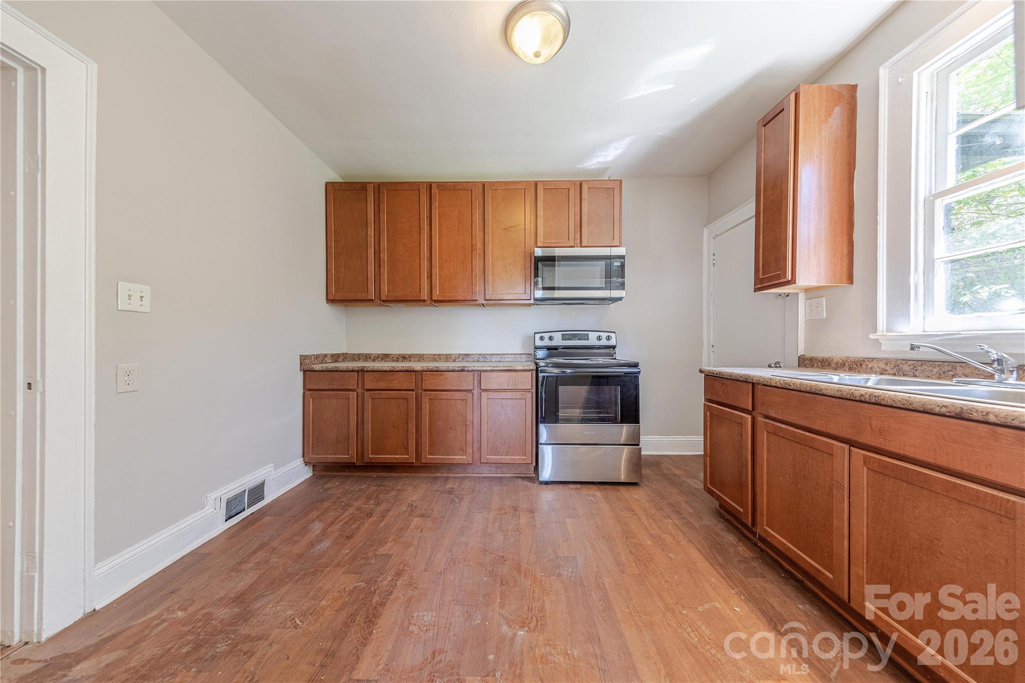 8 Bolt Drive Property Photo 13