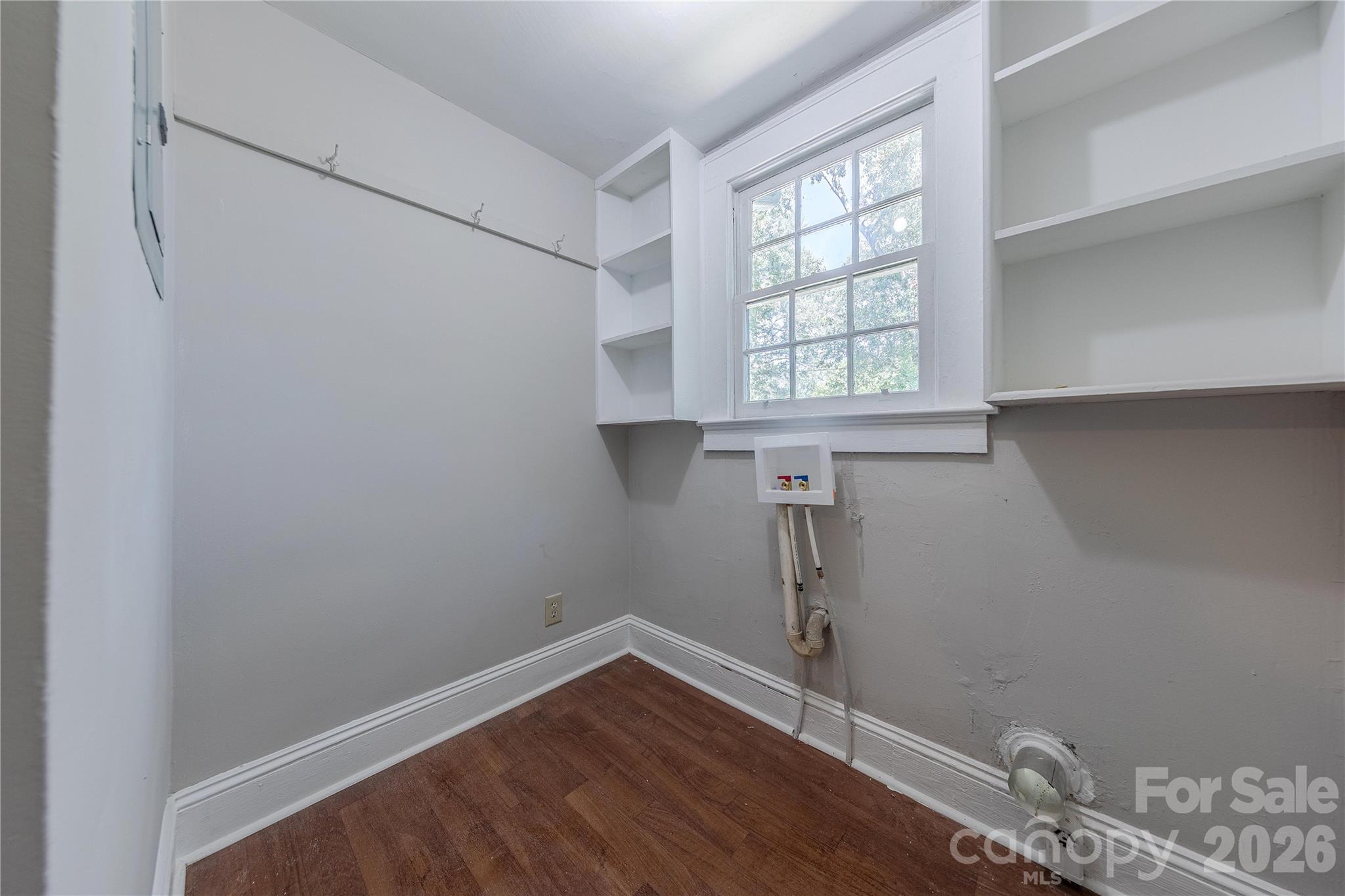 8 Bolt Drive Property Photo 22