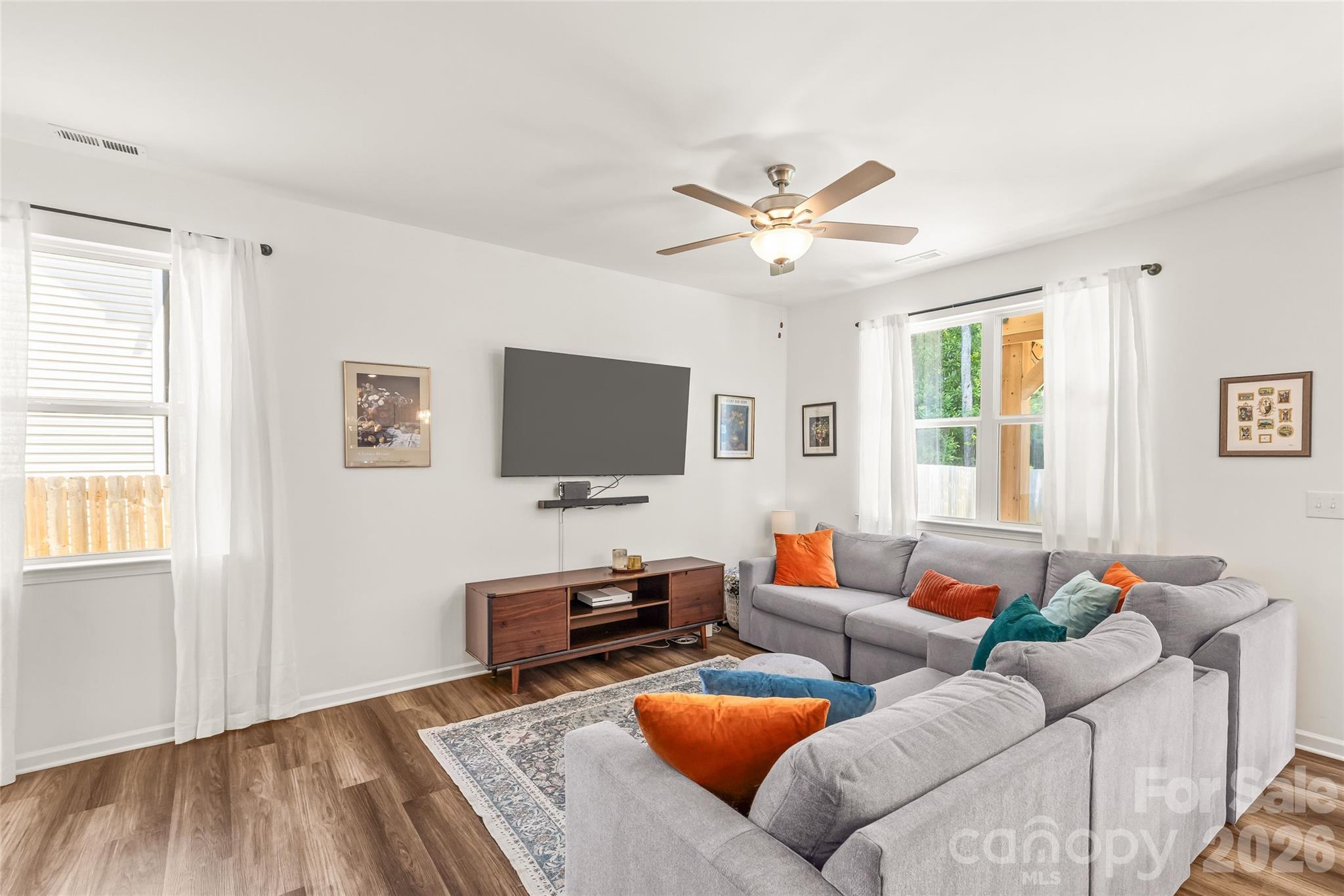 1913 Marlwood Circle Property Photo 7