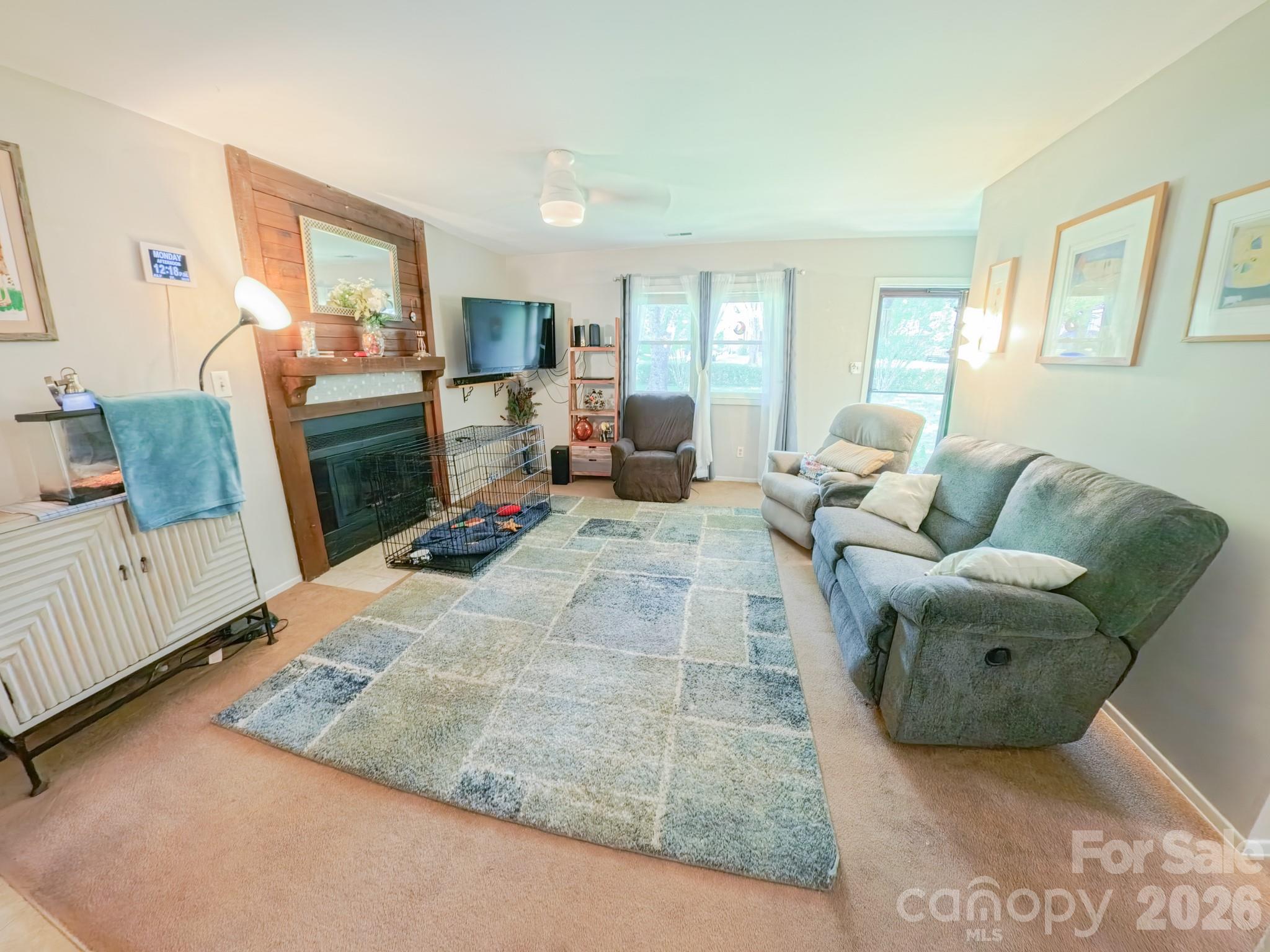 121 Wicklow Drive Property Photo 5