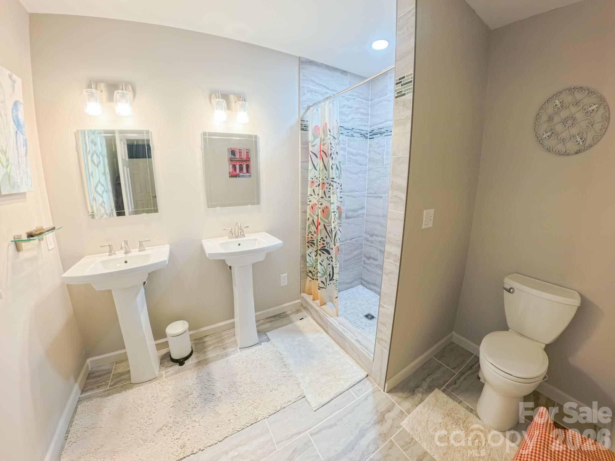 121 Wicklow Drive Property Photo 12