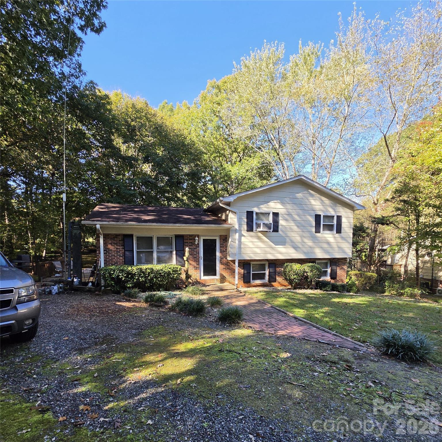 3745 Windhaven Drive Property Photo 1