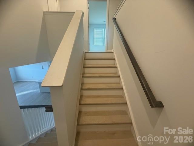 4012 Juno Drive Property Photo 23