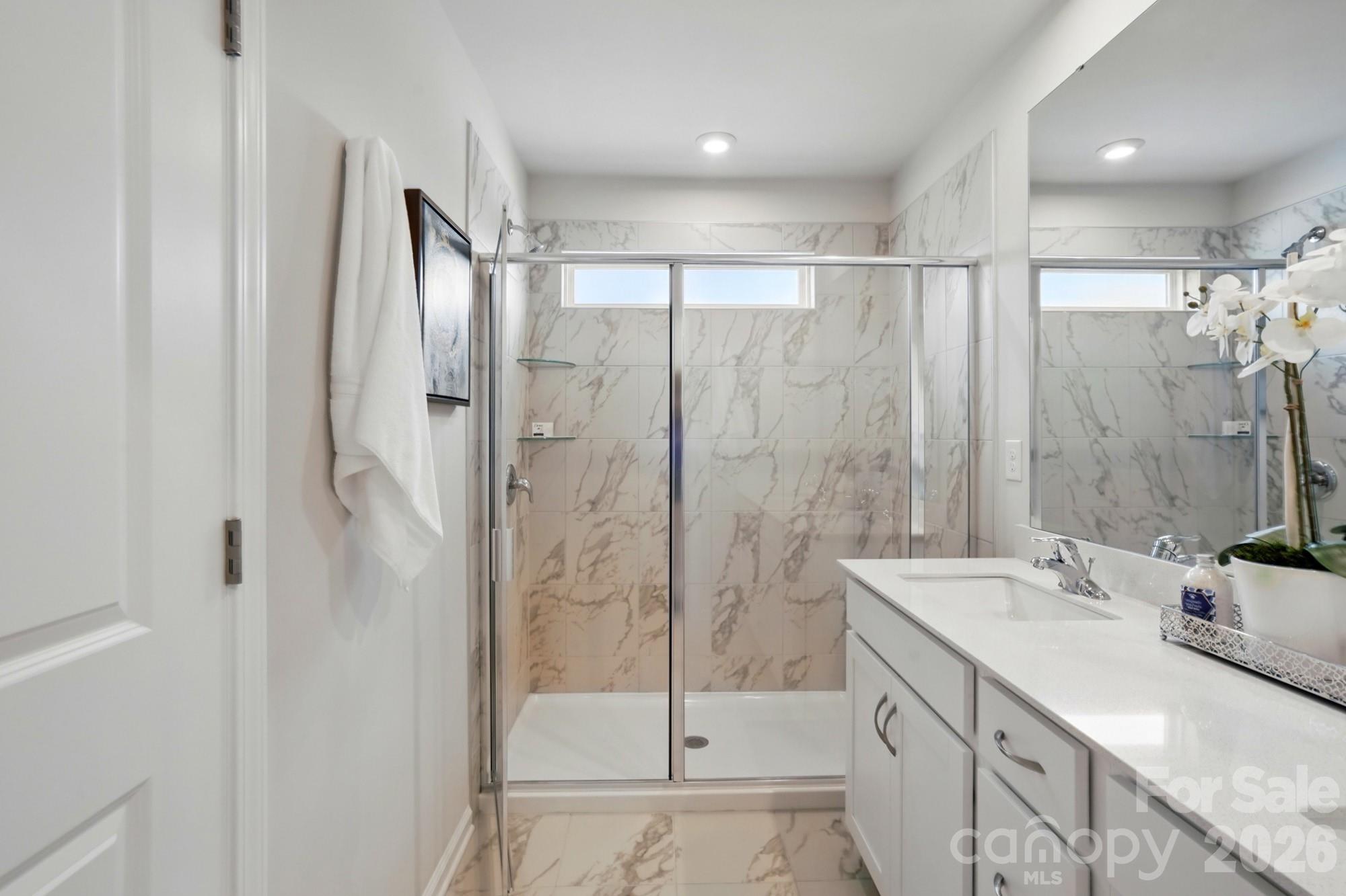 324 Laura Elizabeth Lane Property Photo 20