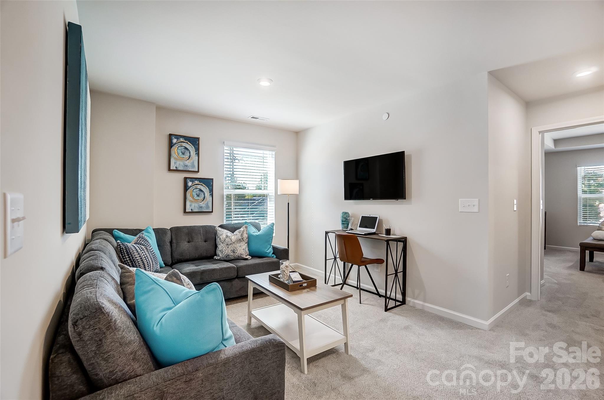 2550 Hedgecliff Road Property Photo 12