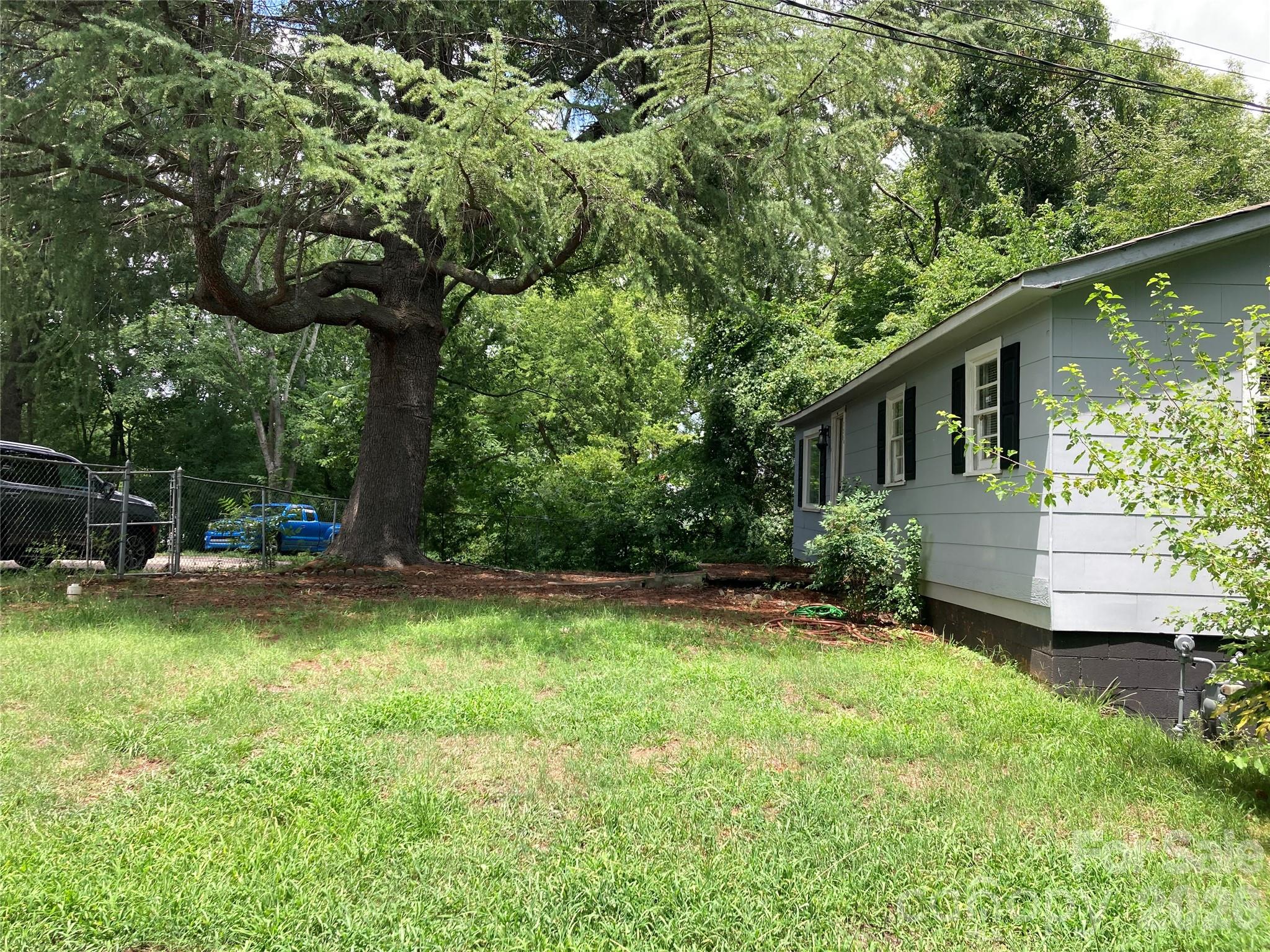 726 Grace Street Property Photo 6