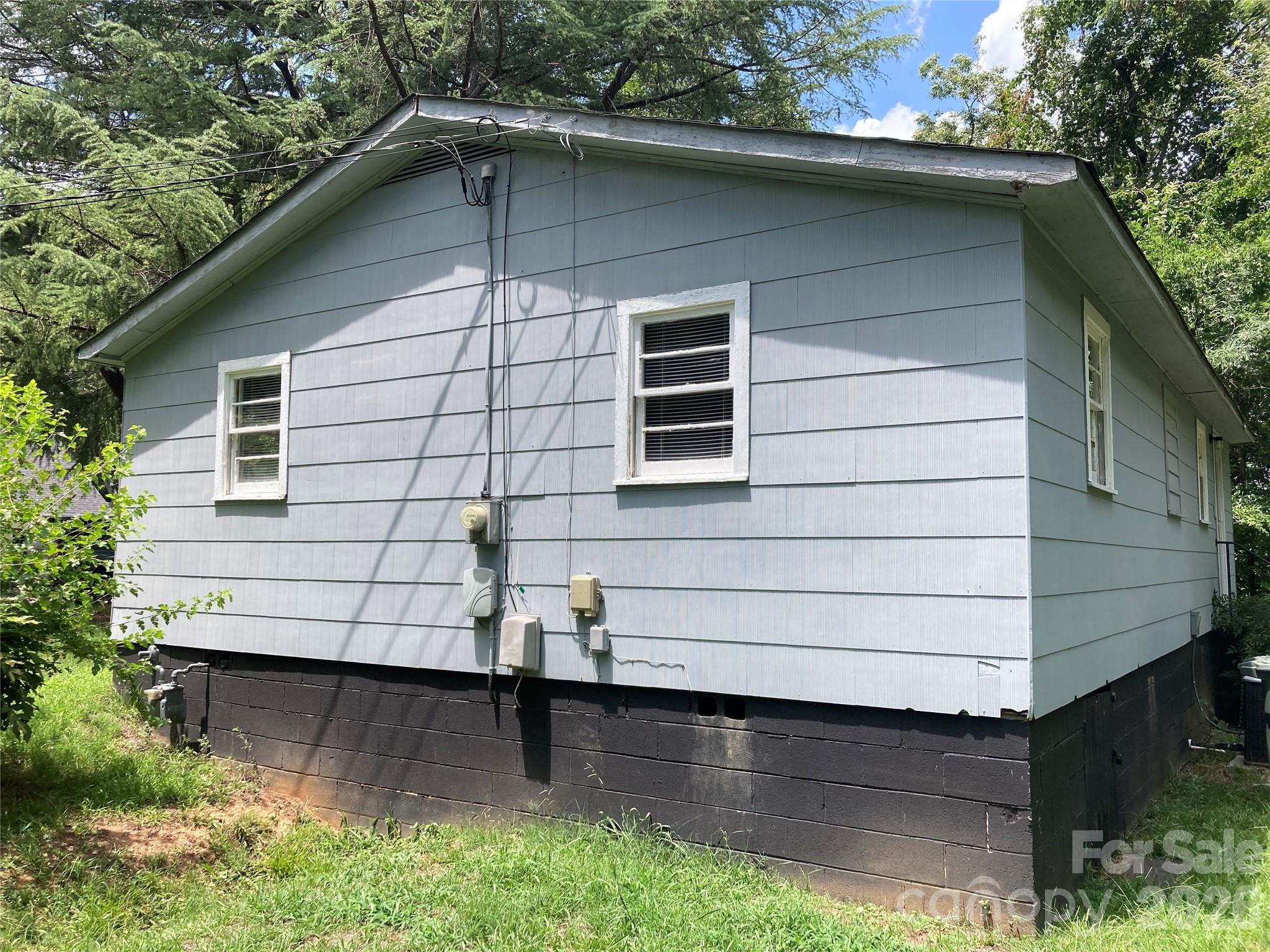 726 Grace Street Property Photo 25